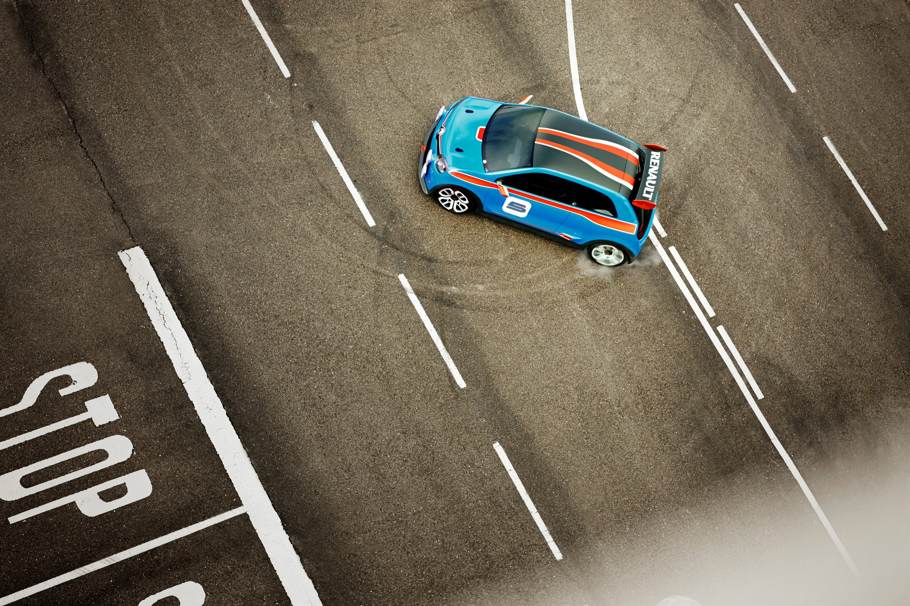 Renault Twin Run Concept photo #17