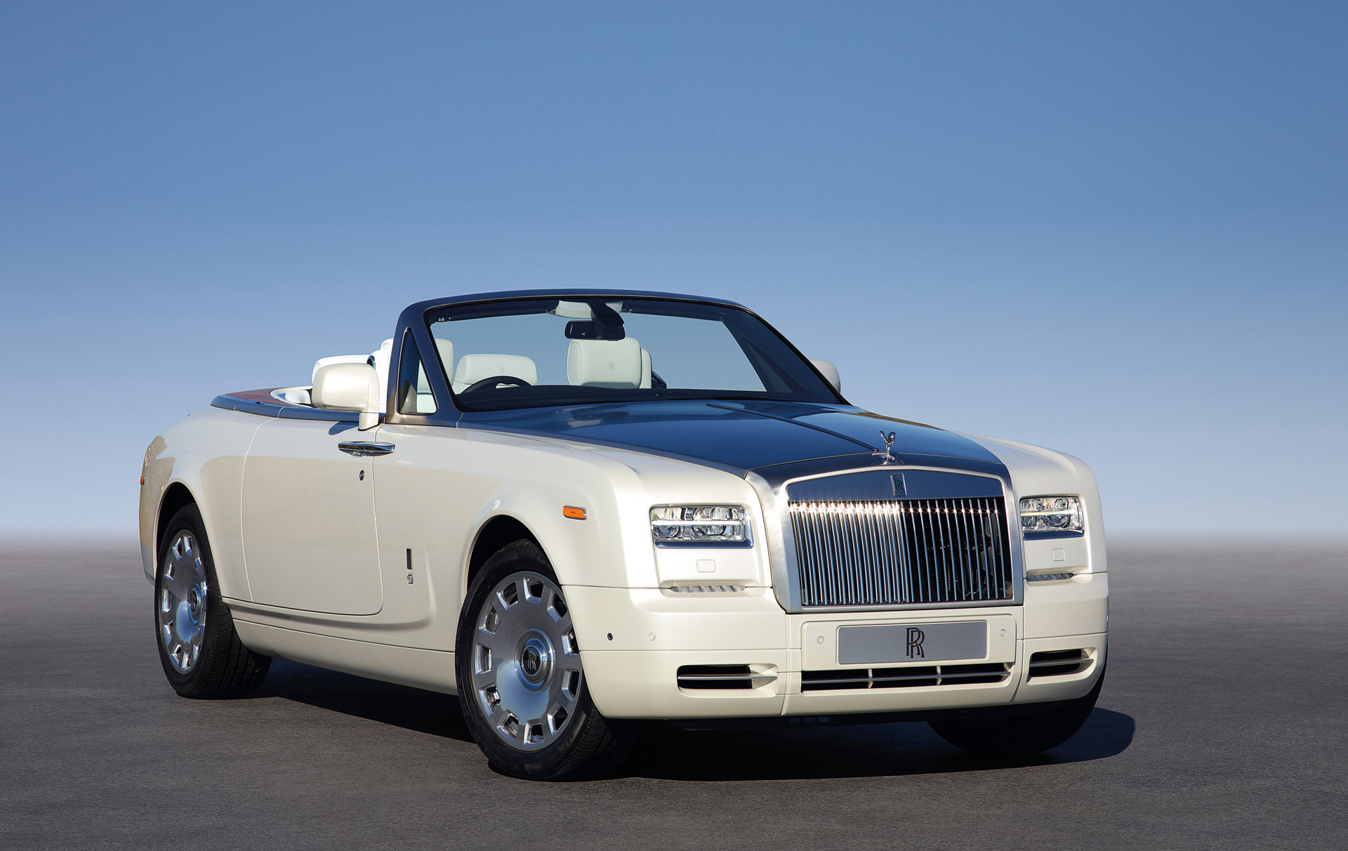 Rolls-Royce Phantom Drophead Coupe Series 2 photo #1