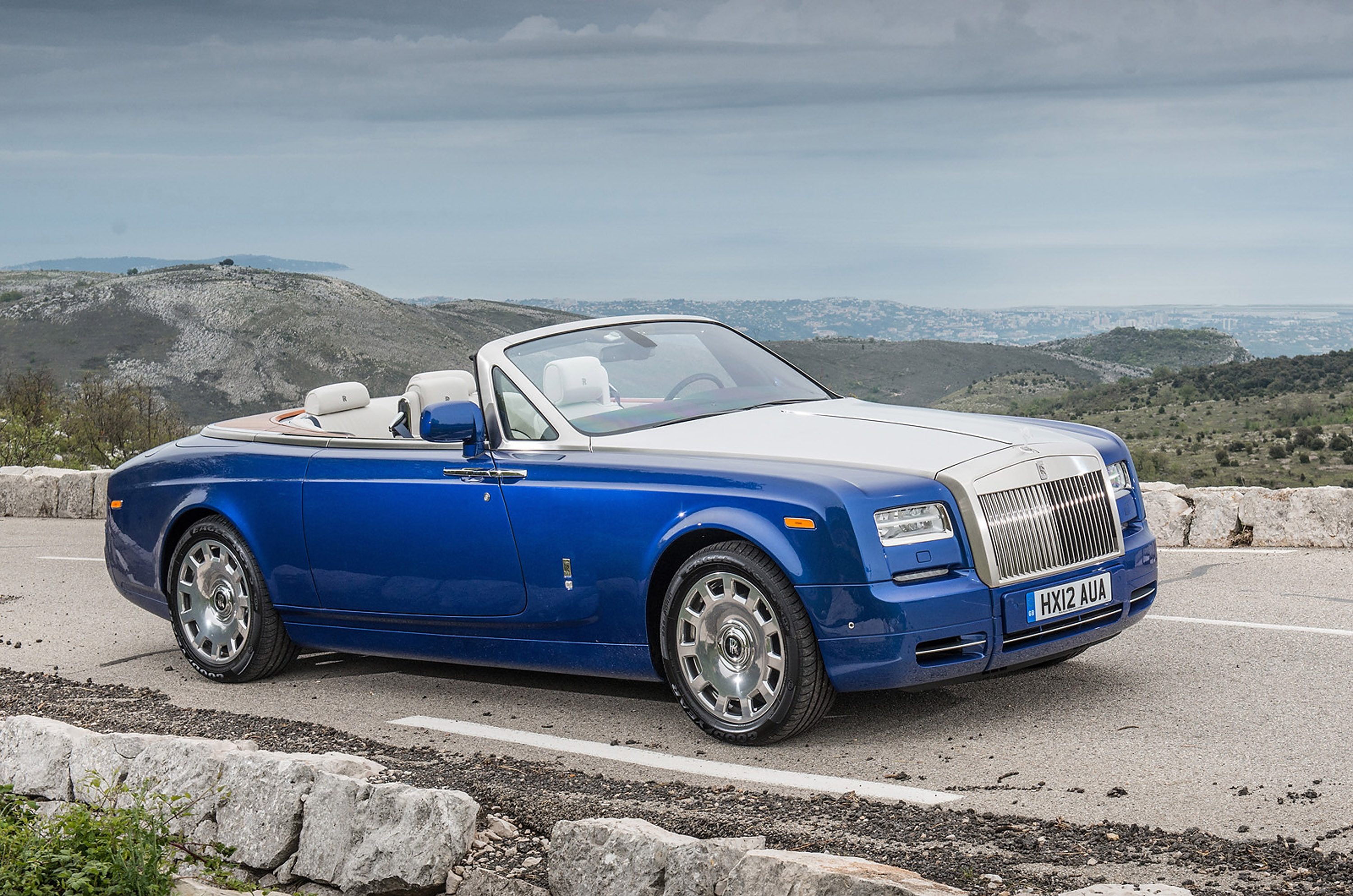 Роллс ройс купе. Rolls Royce Phantom Drophead. Rolls Royce Drophead Coupe. Phantom Drophead Coupe. Роллс Ройс Phantom Drophead Coupe.