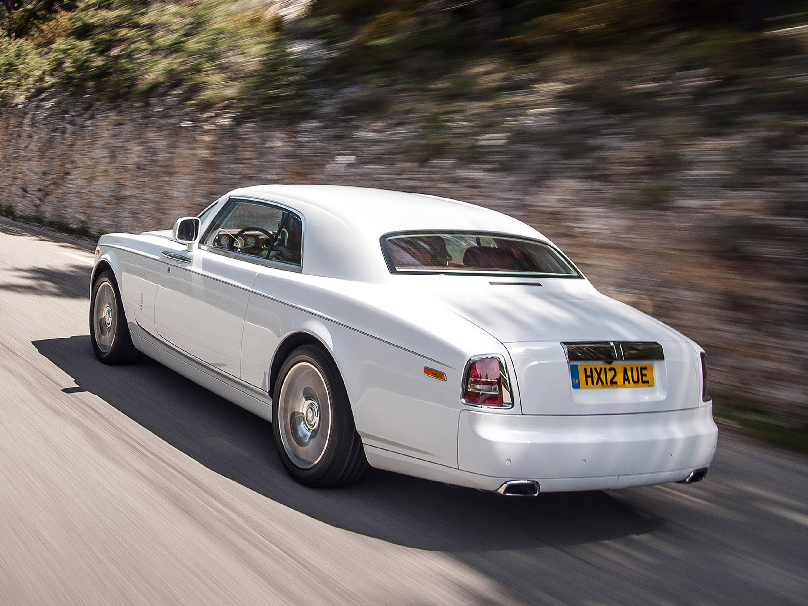 Rolls-Royce Phantom Series II photo #92