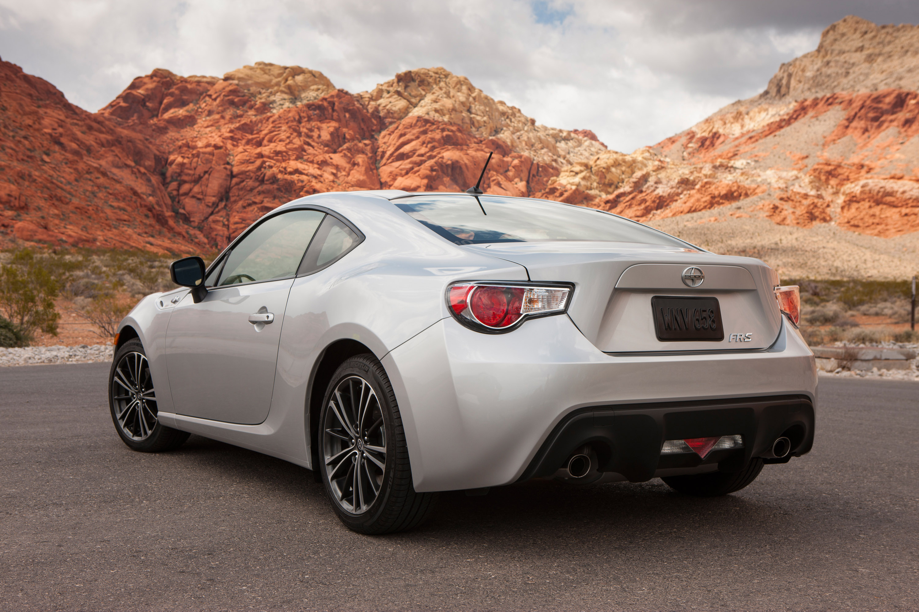 Scion FR-S photo #22