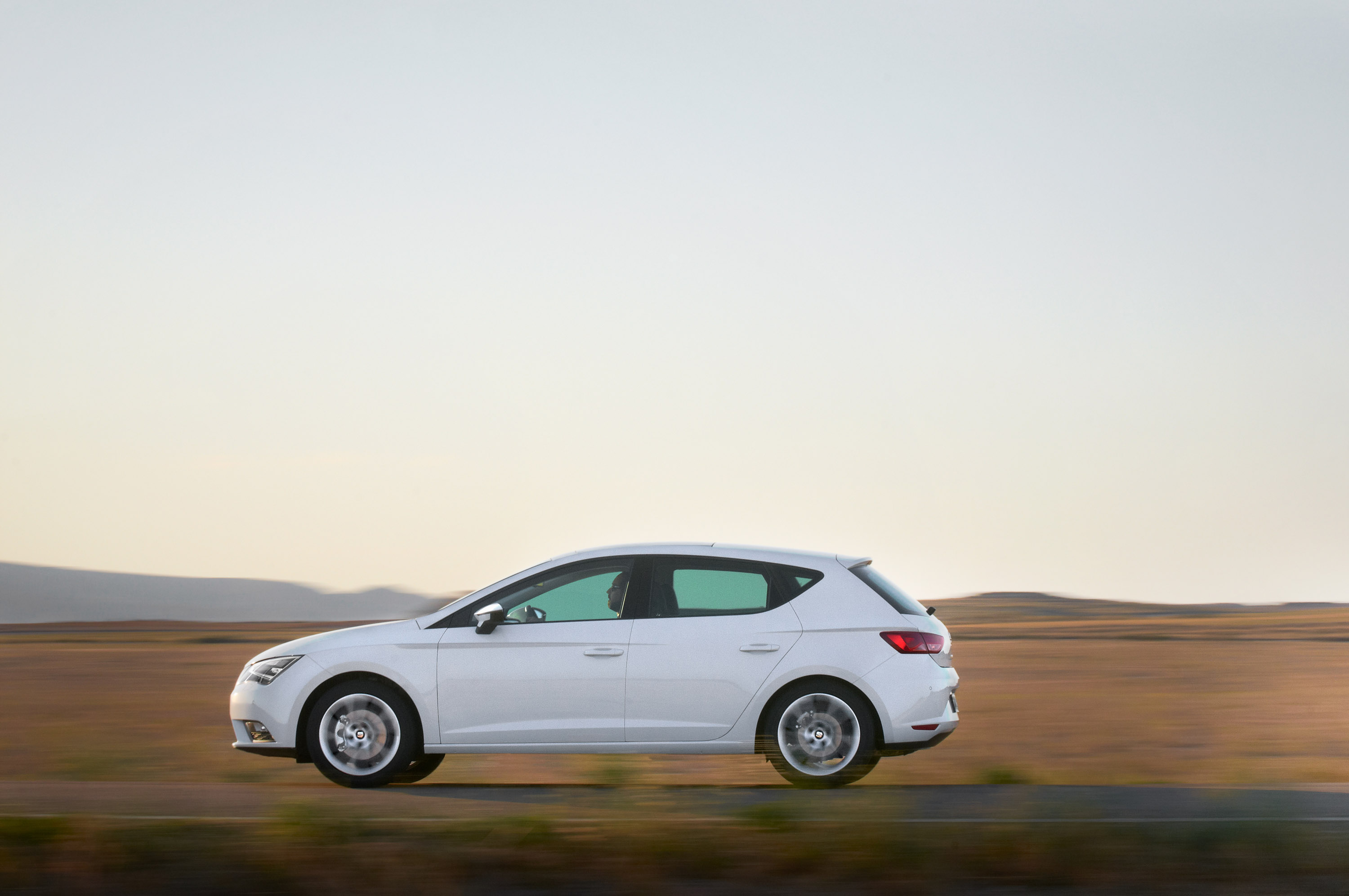 SEAT Leon photo #19