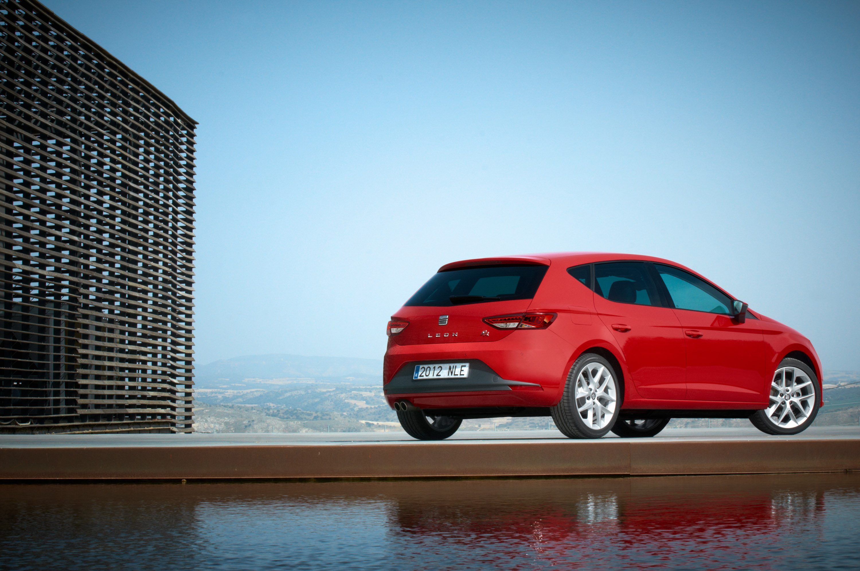 SEAT Leon photo #27