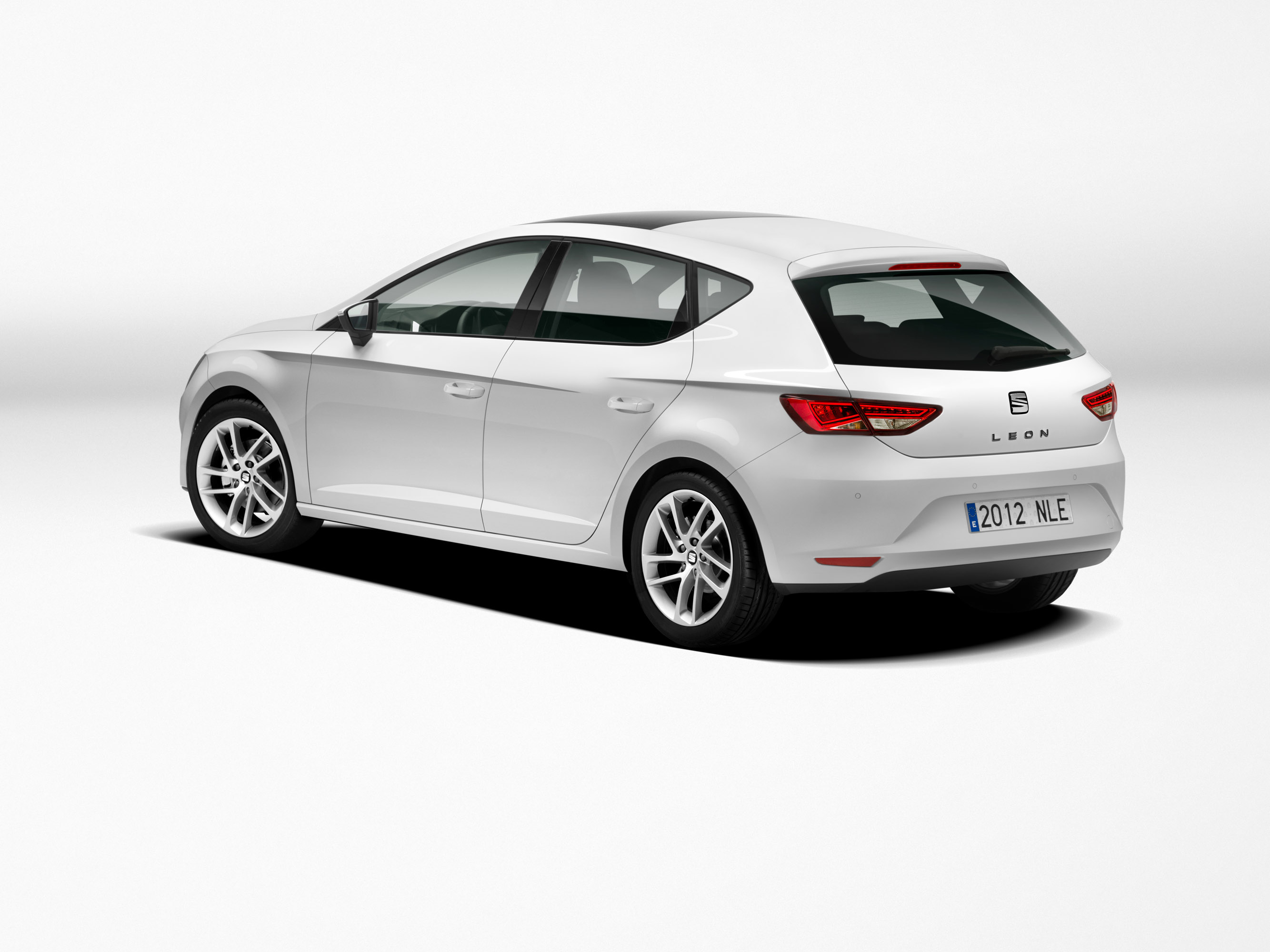 SEAT Leon photo #33