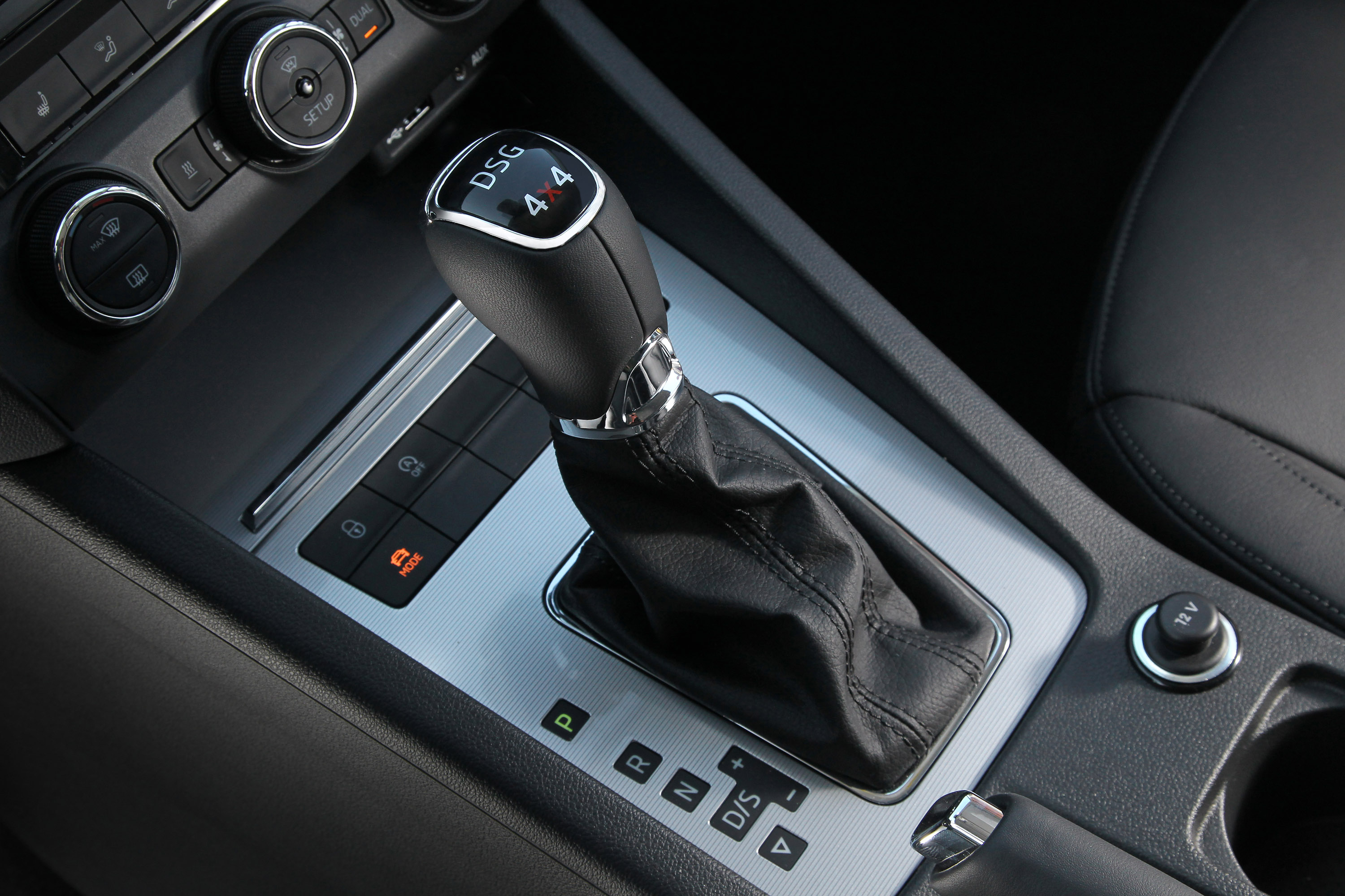 SKODA Octavia photo #44