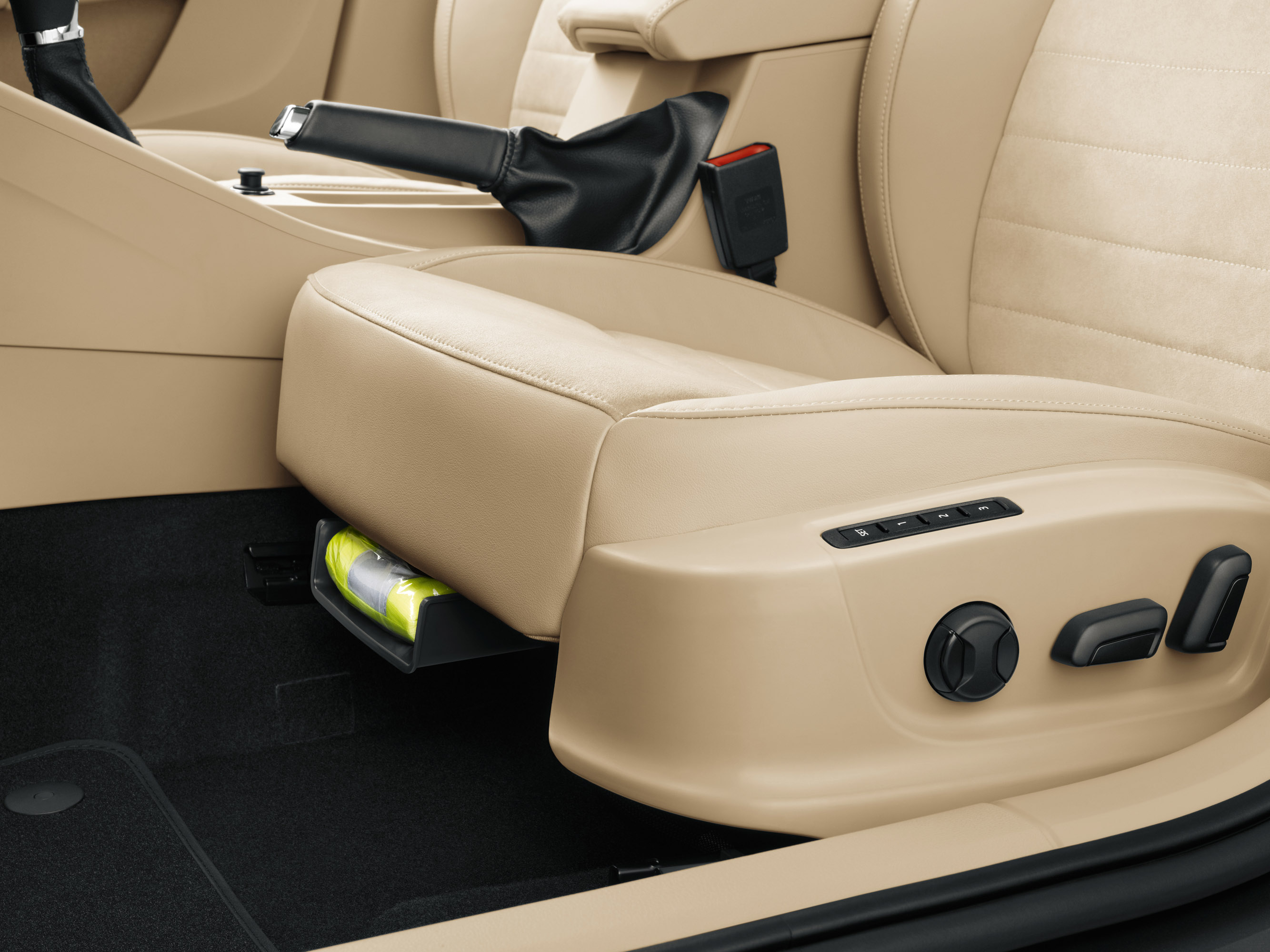 SKODA Octavia photo #45