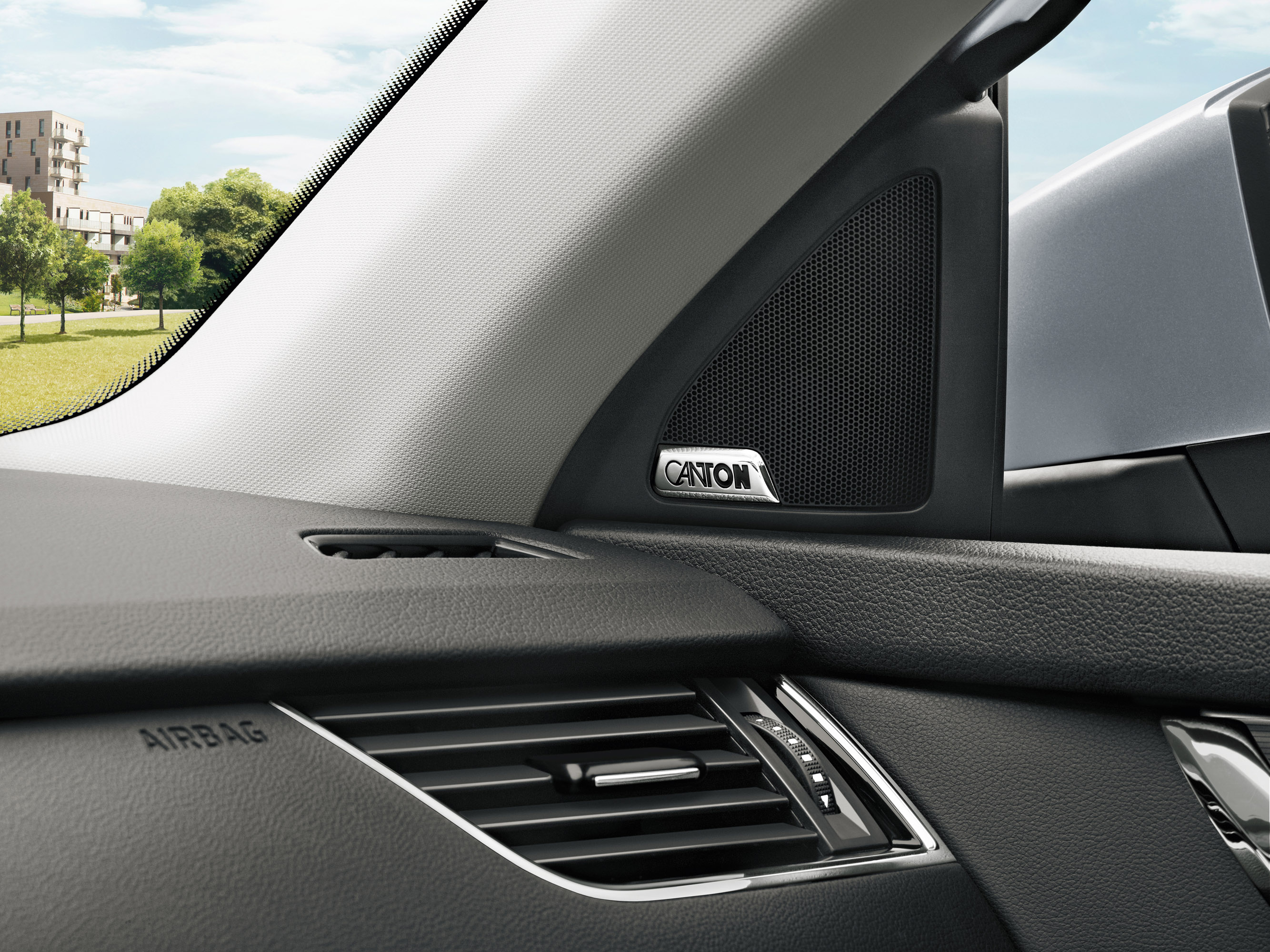 SKODA Octavia photo #57