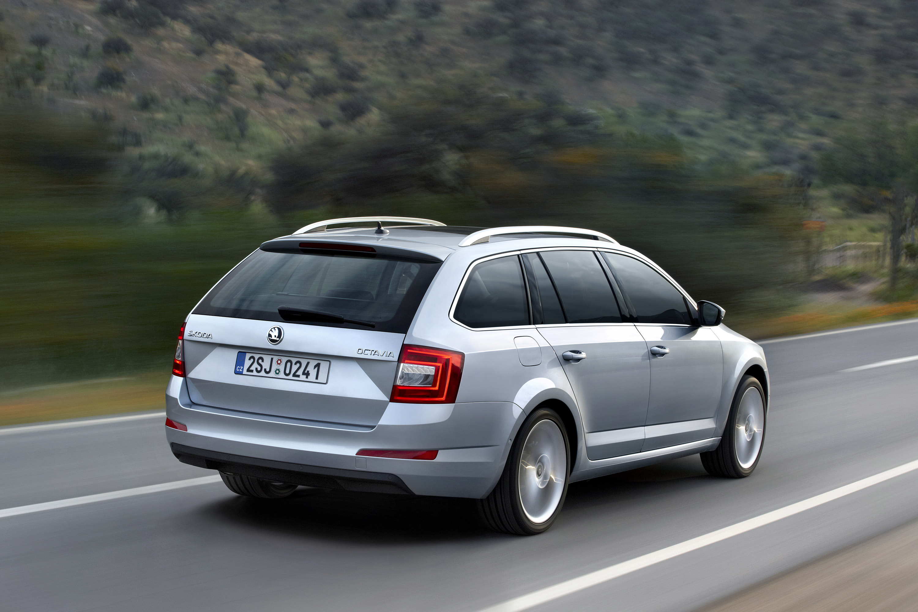 SKODA Octavia photo #73