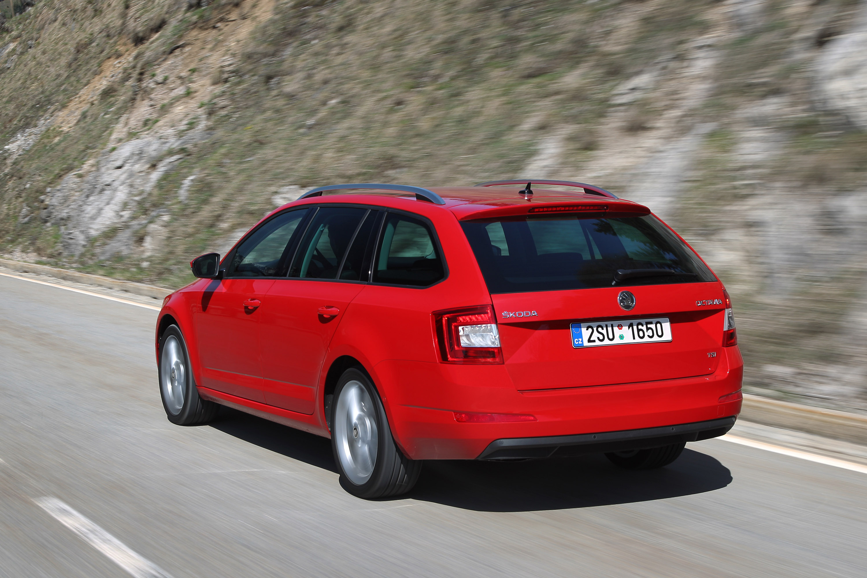 SKODA Octavia photo #76