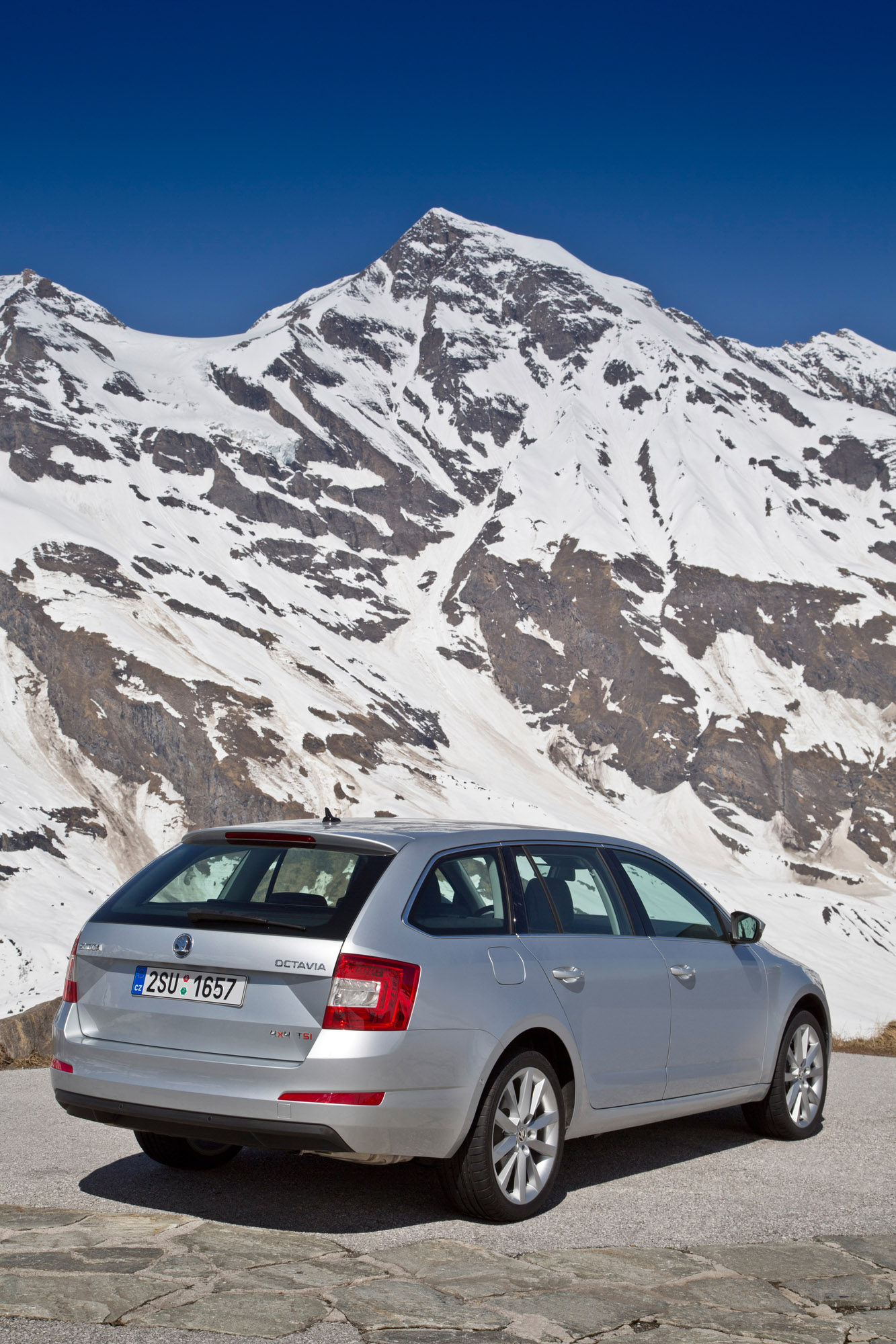 SKODA Octavia photo #87