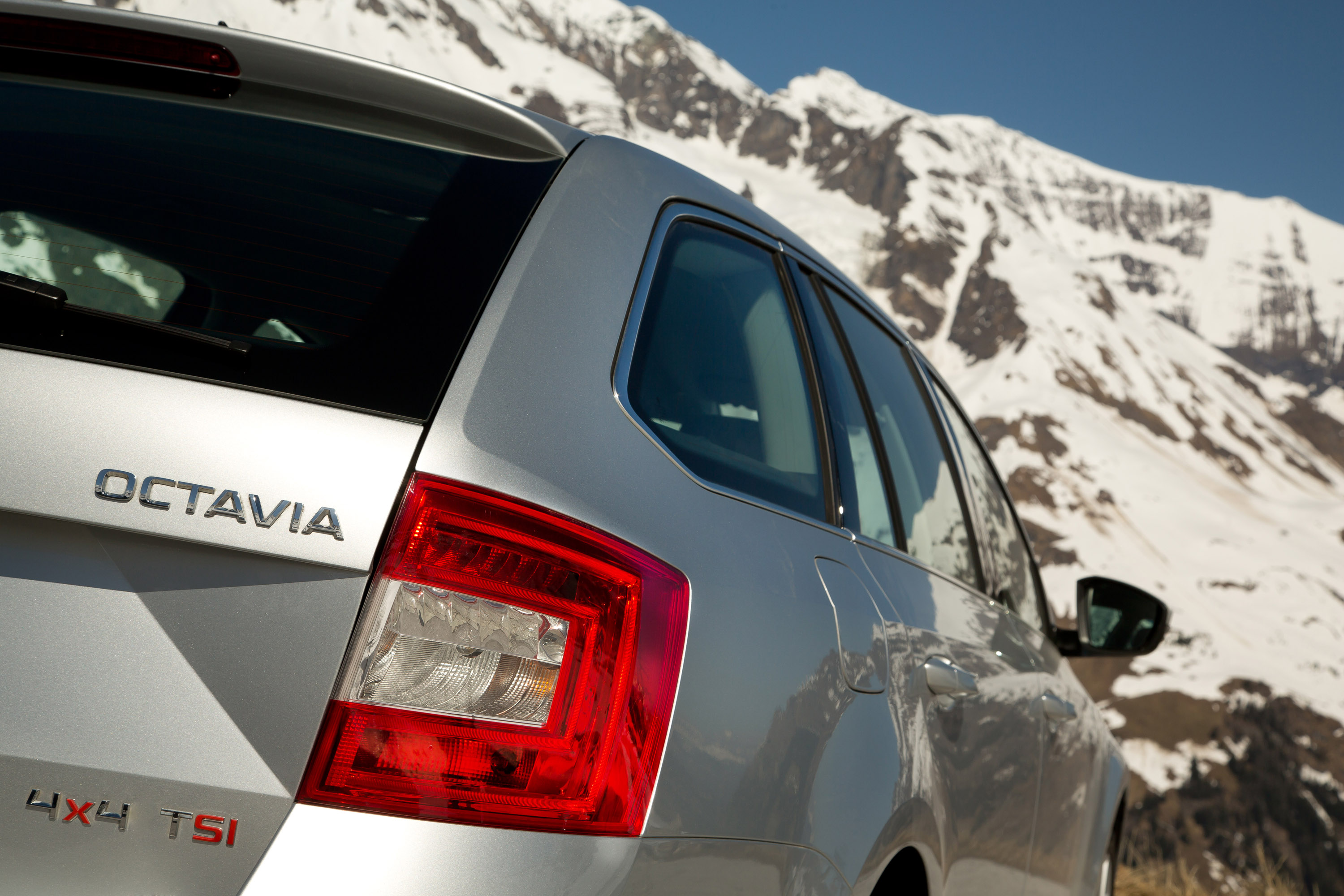 SKODA Octavia photo #93