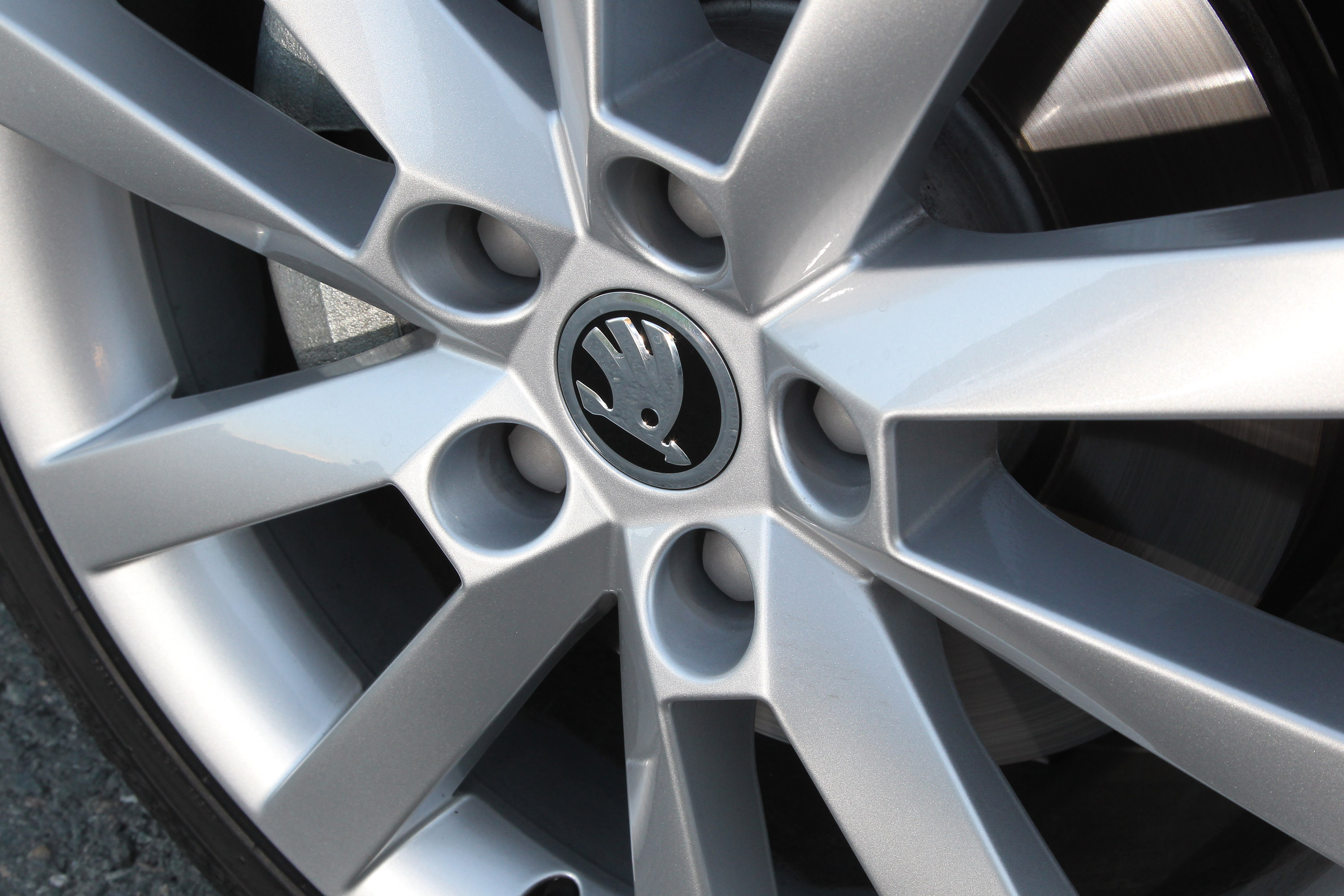 SKODA Octavia photo #94