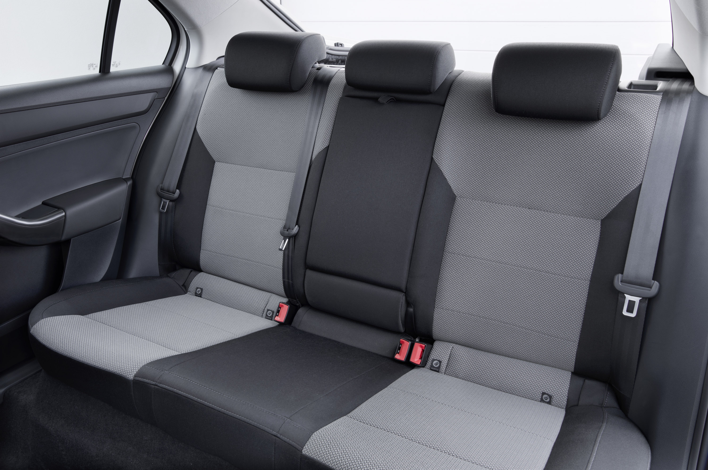 SKODA Rapid photo #18