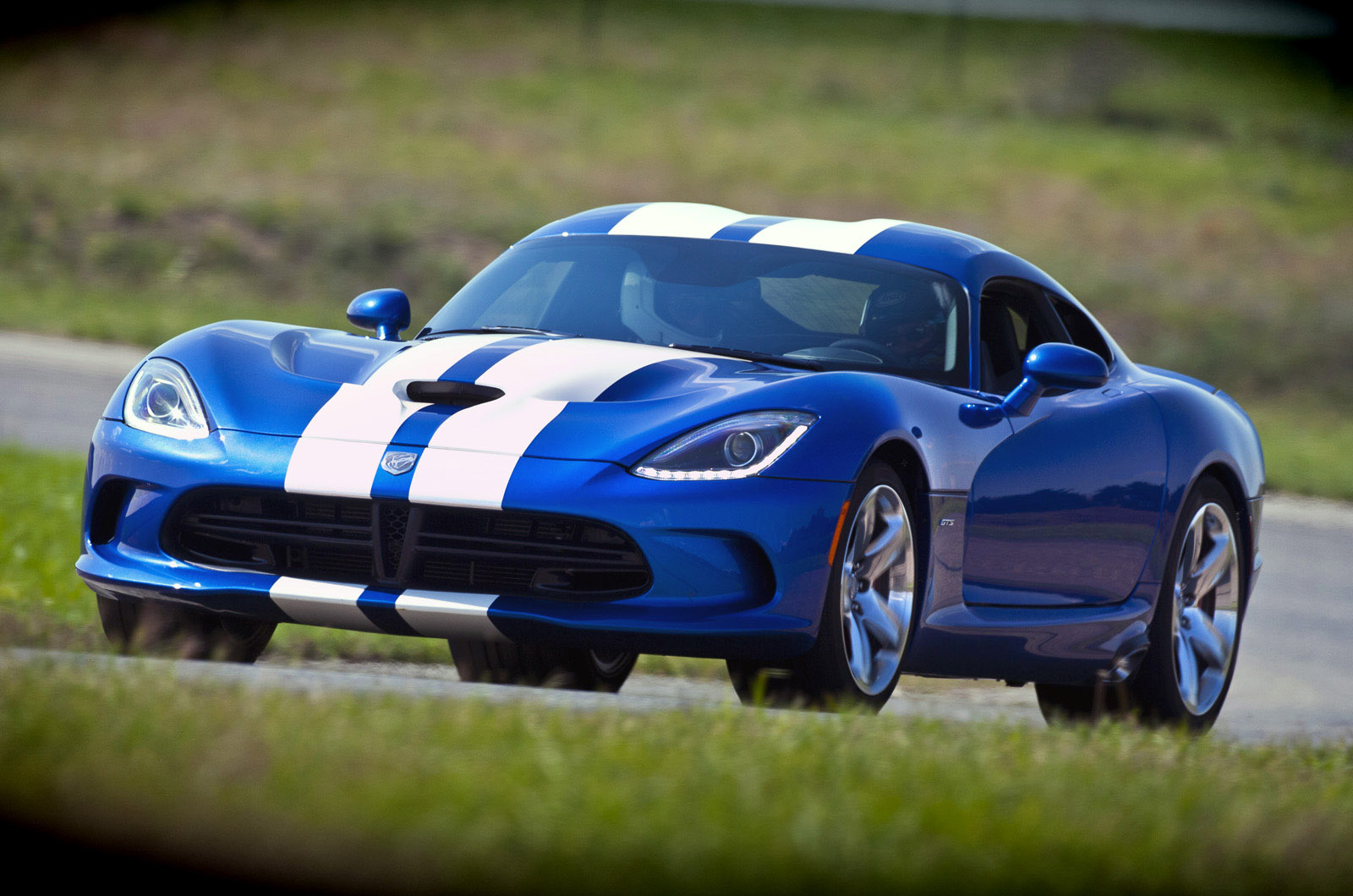 SRT Viper GTS photo #3