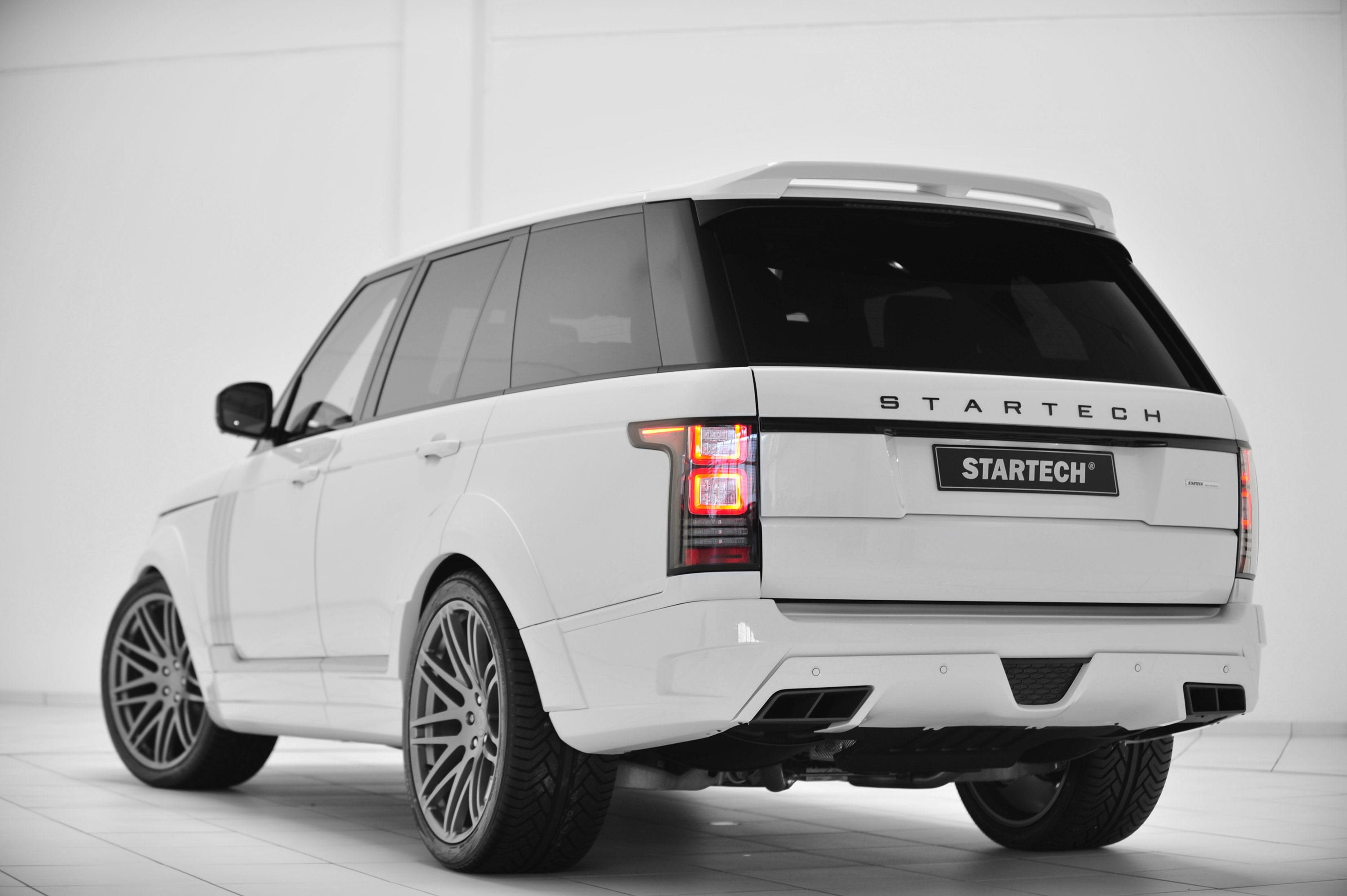 Range l405. Рендж Ровер STARTECH. Range Rover Vogue l405. Ленд Ровер STARTECH. Рендж Ровер 2013 l405.