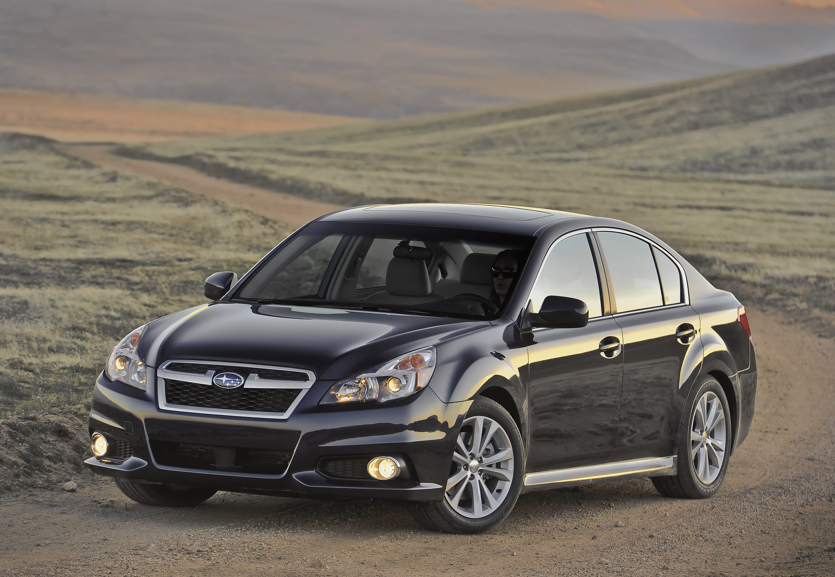 Subaru Legacy photo #14