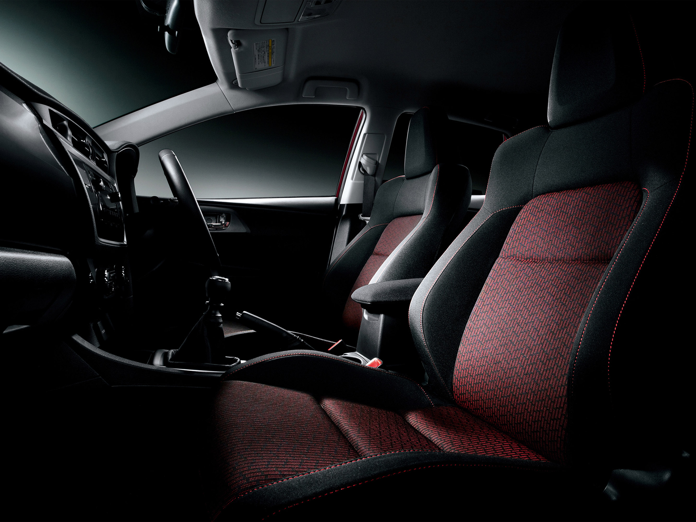 Toyota Auris photo #21