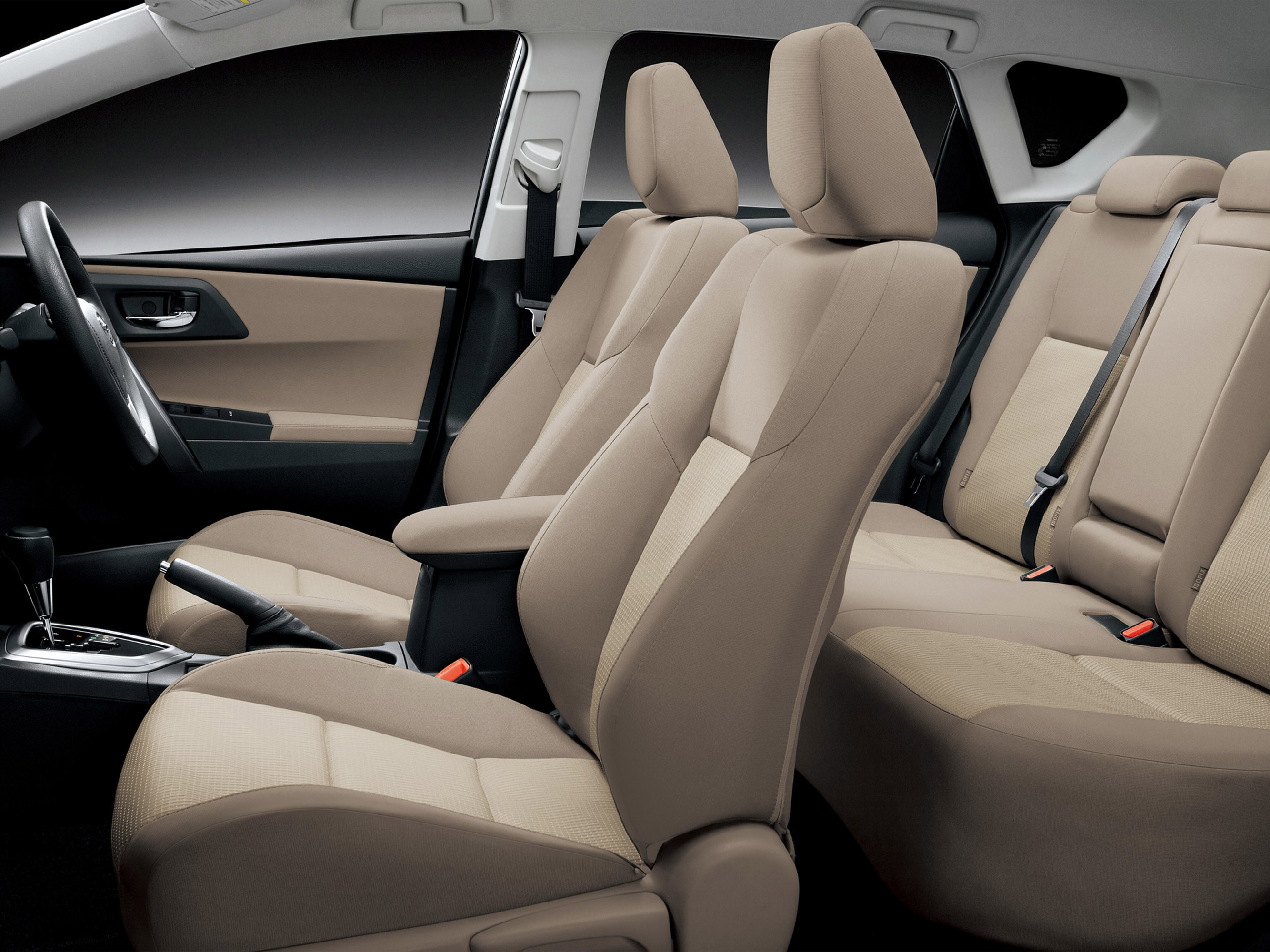 Toyota Auris photo #27