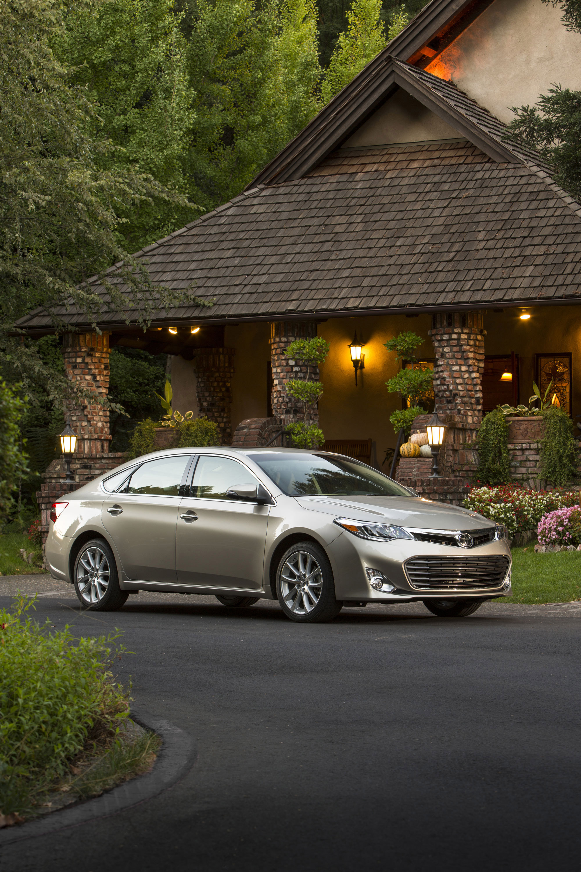 Toyota Avalon photo #15