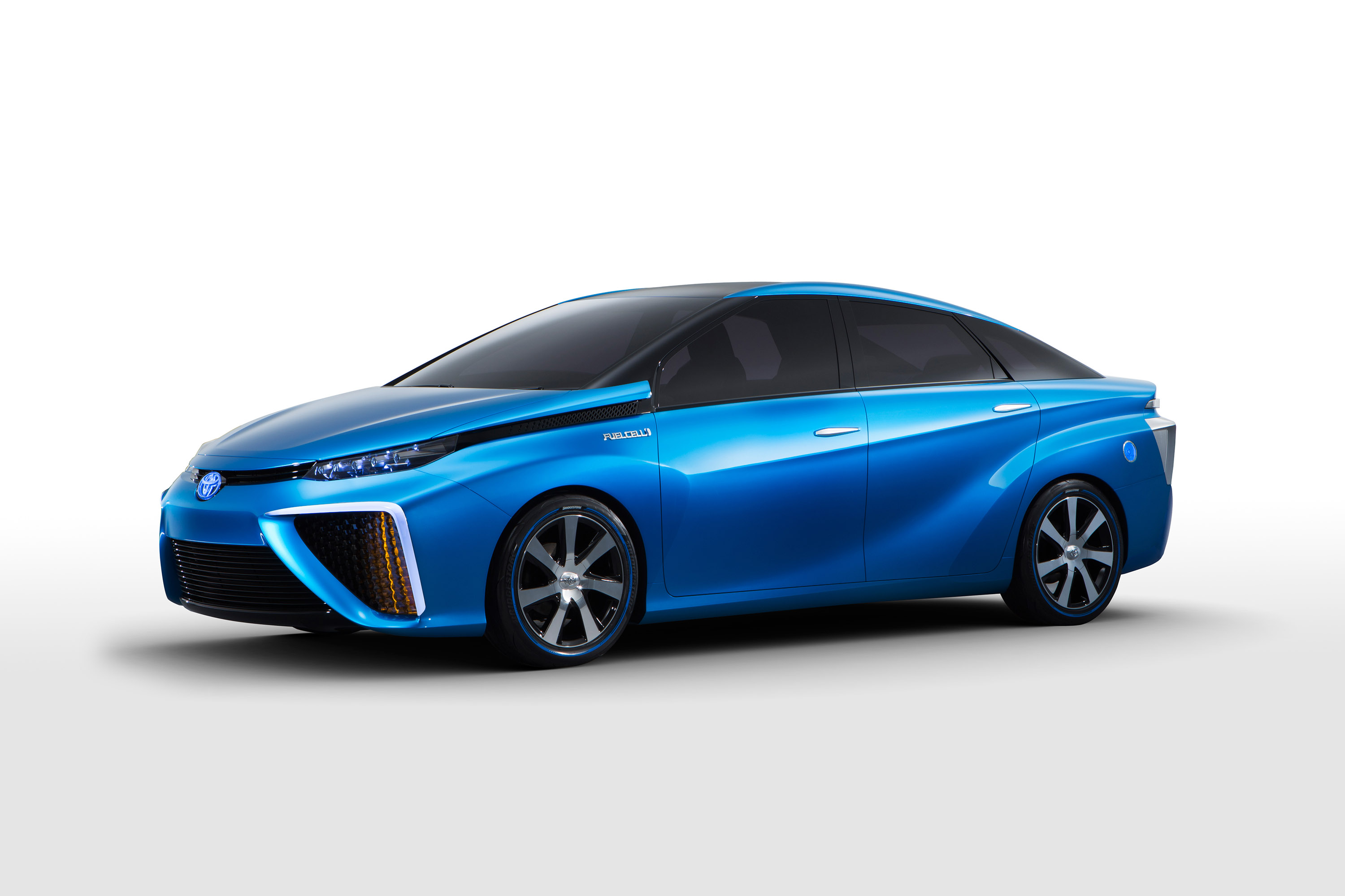 Toyota FCV Concept photo #11