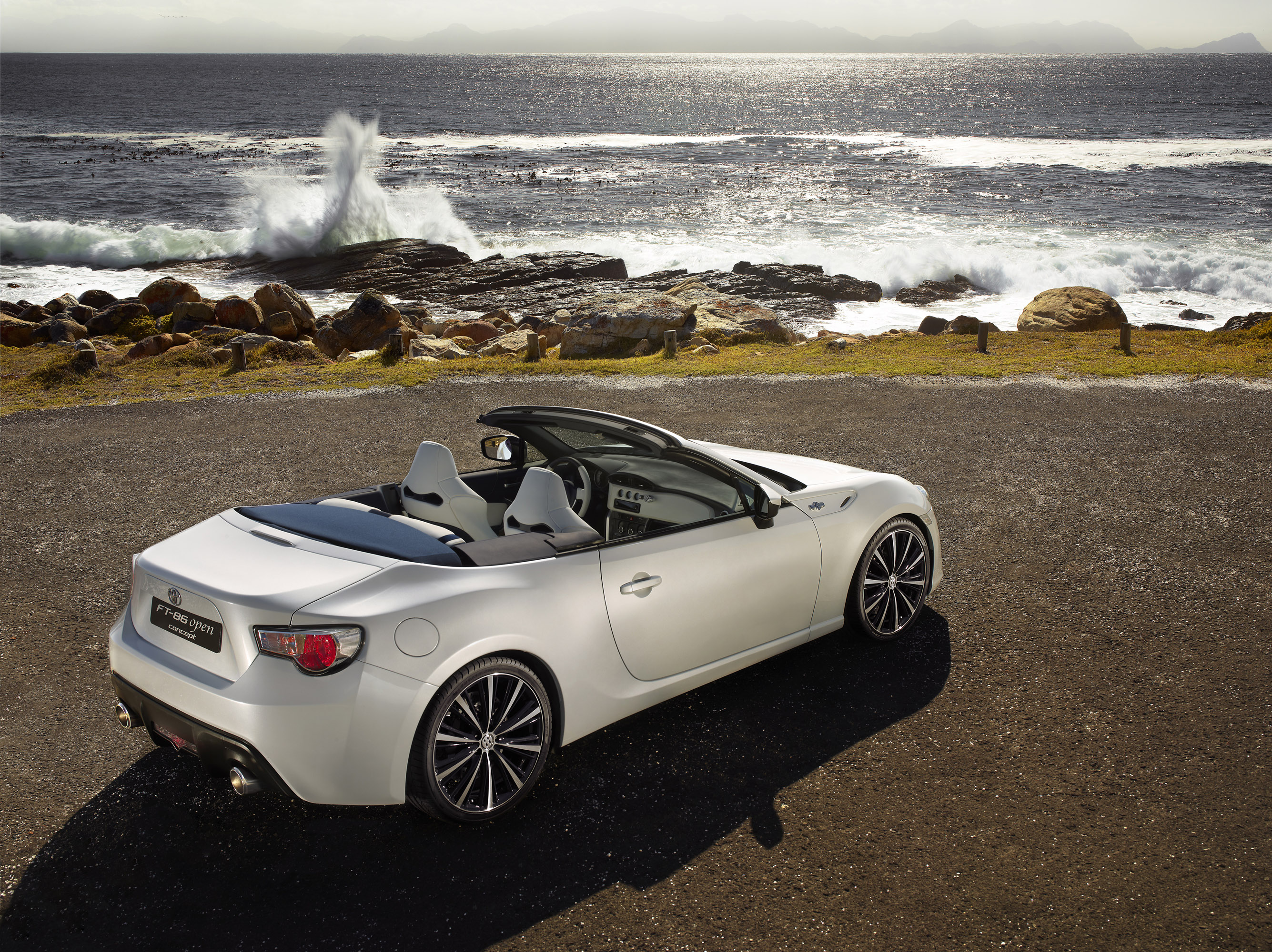 Toyota FT-86 Open Concept photo #20