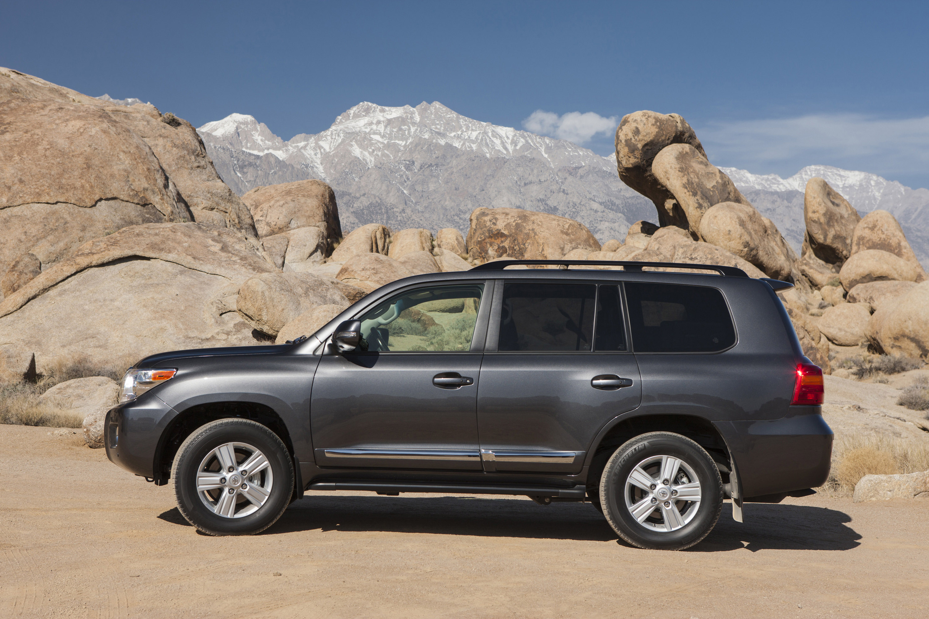 Toyota Land Cruiser photo #19