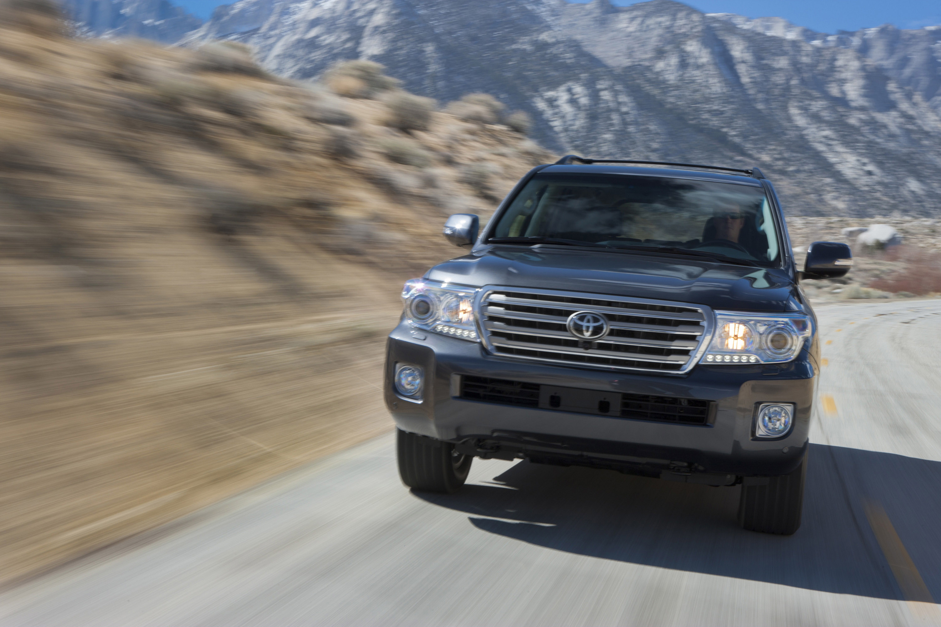 Toyota Land Cruiser photo #21