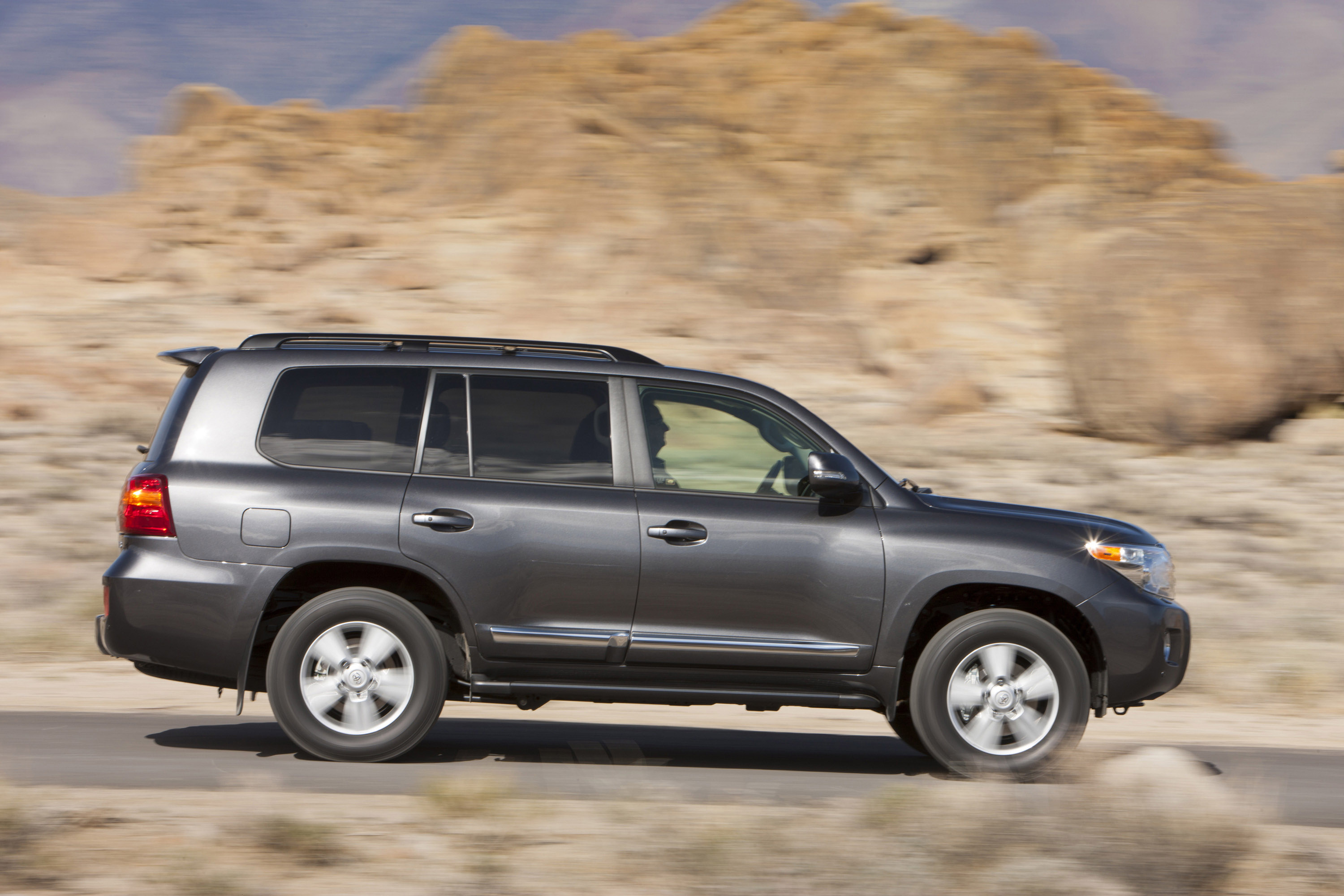 Toyota Land Cruiser photo #22