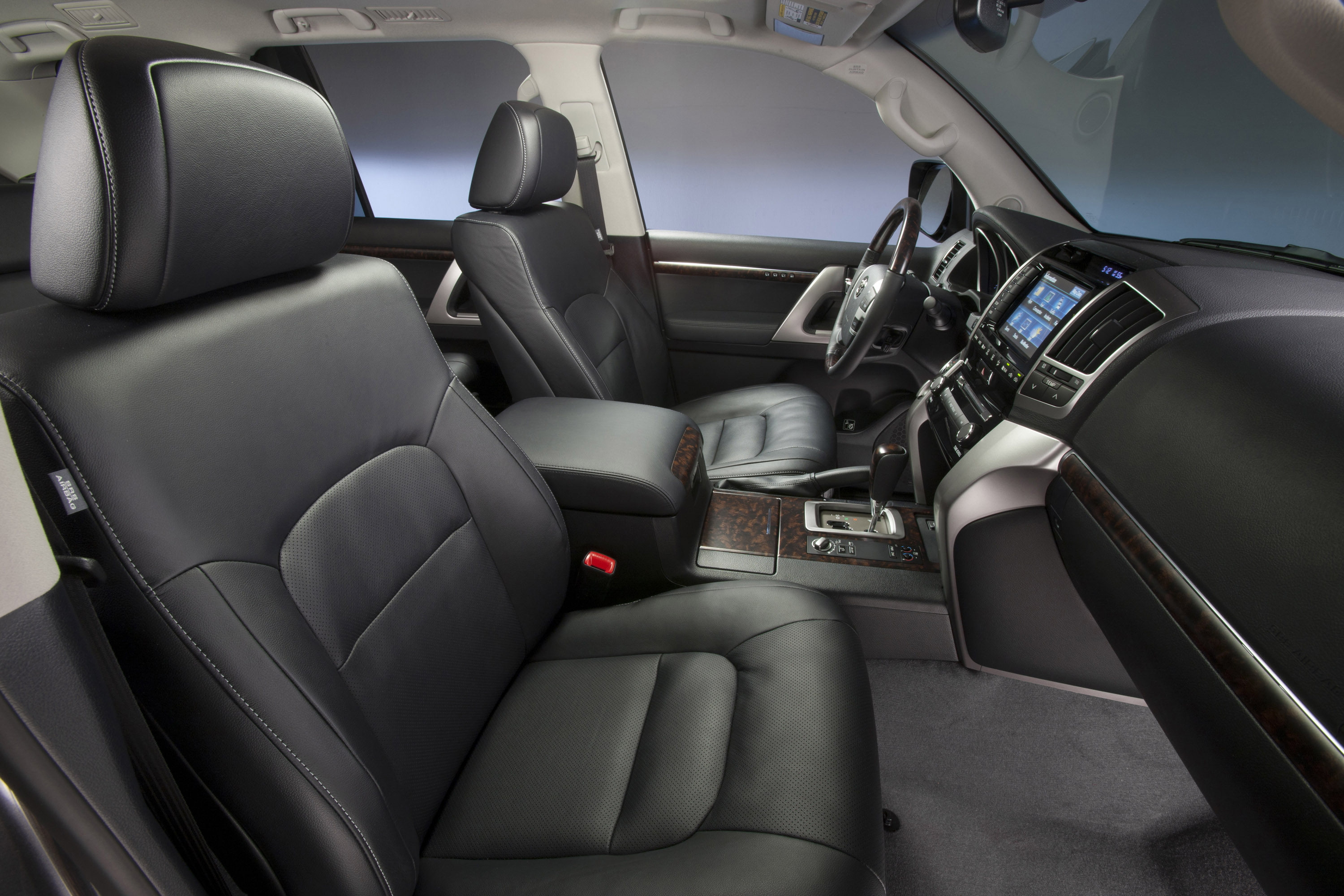 Toyota Land Cruiser photo #29