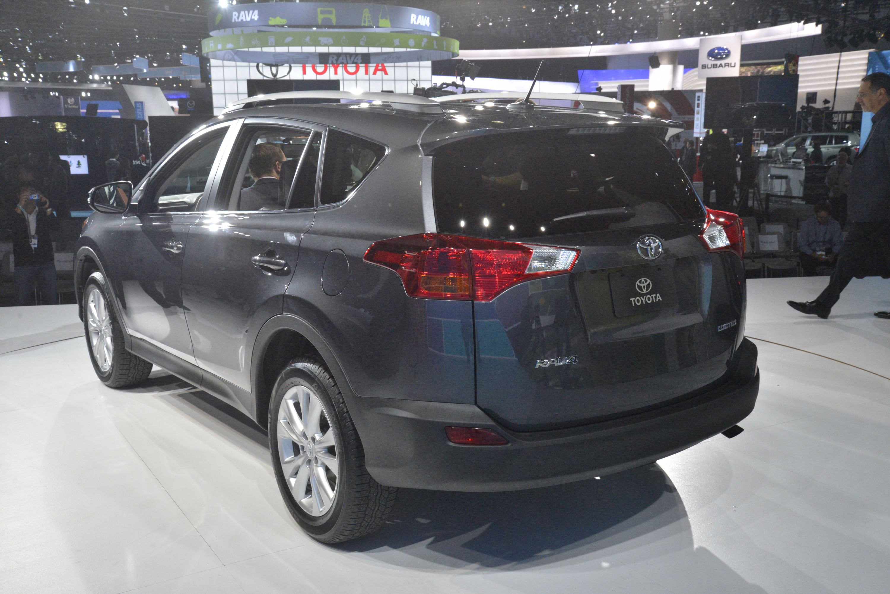 Toyota RAV4 photo #51