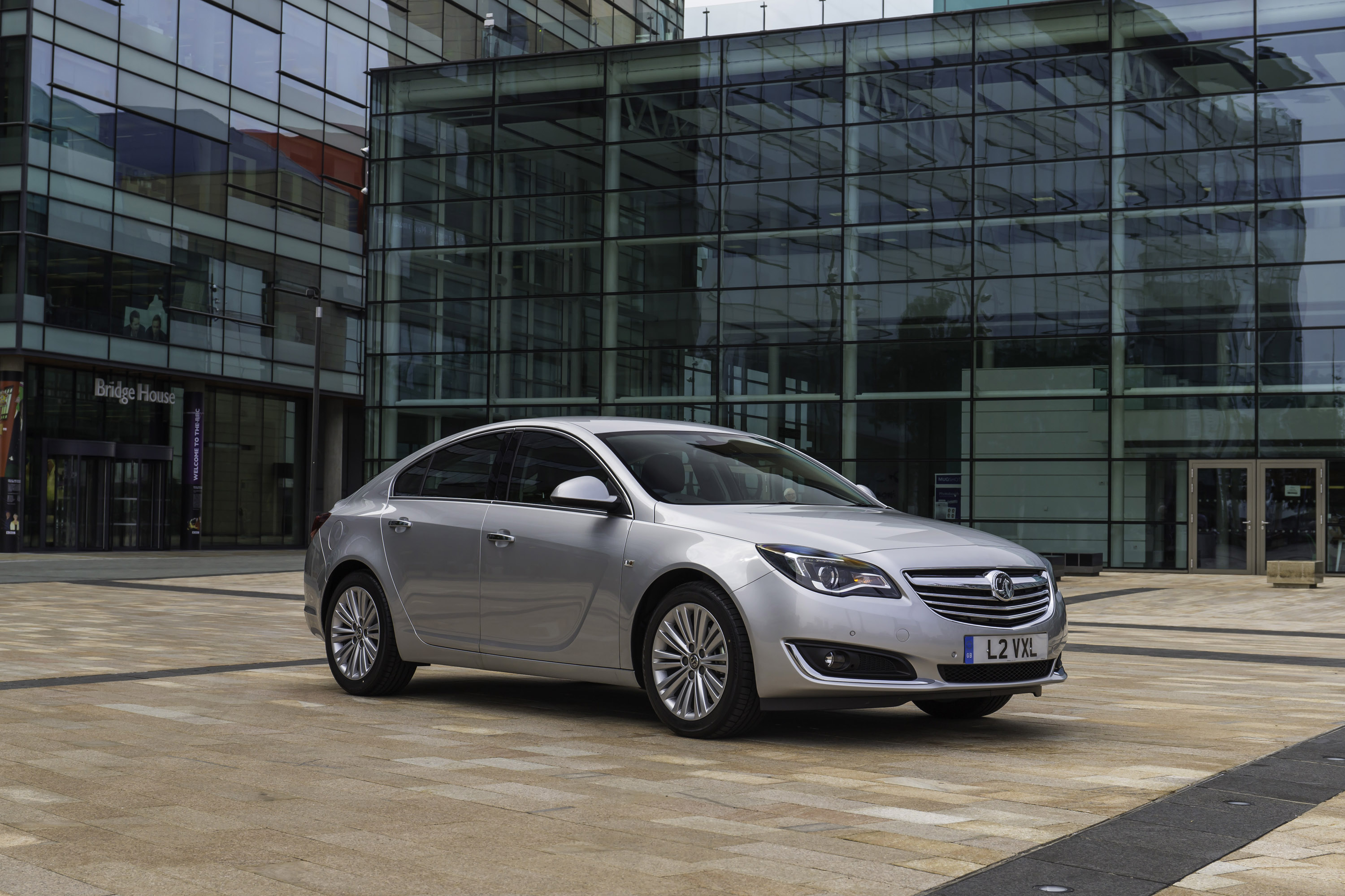 Vauxhall Insignia photo #3