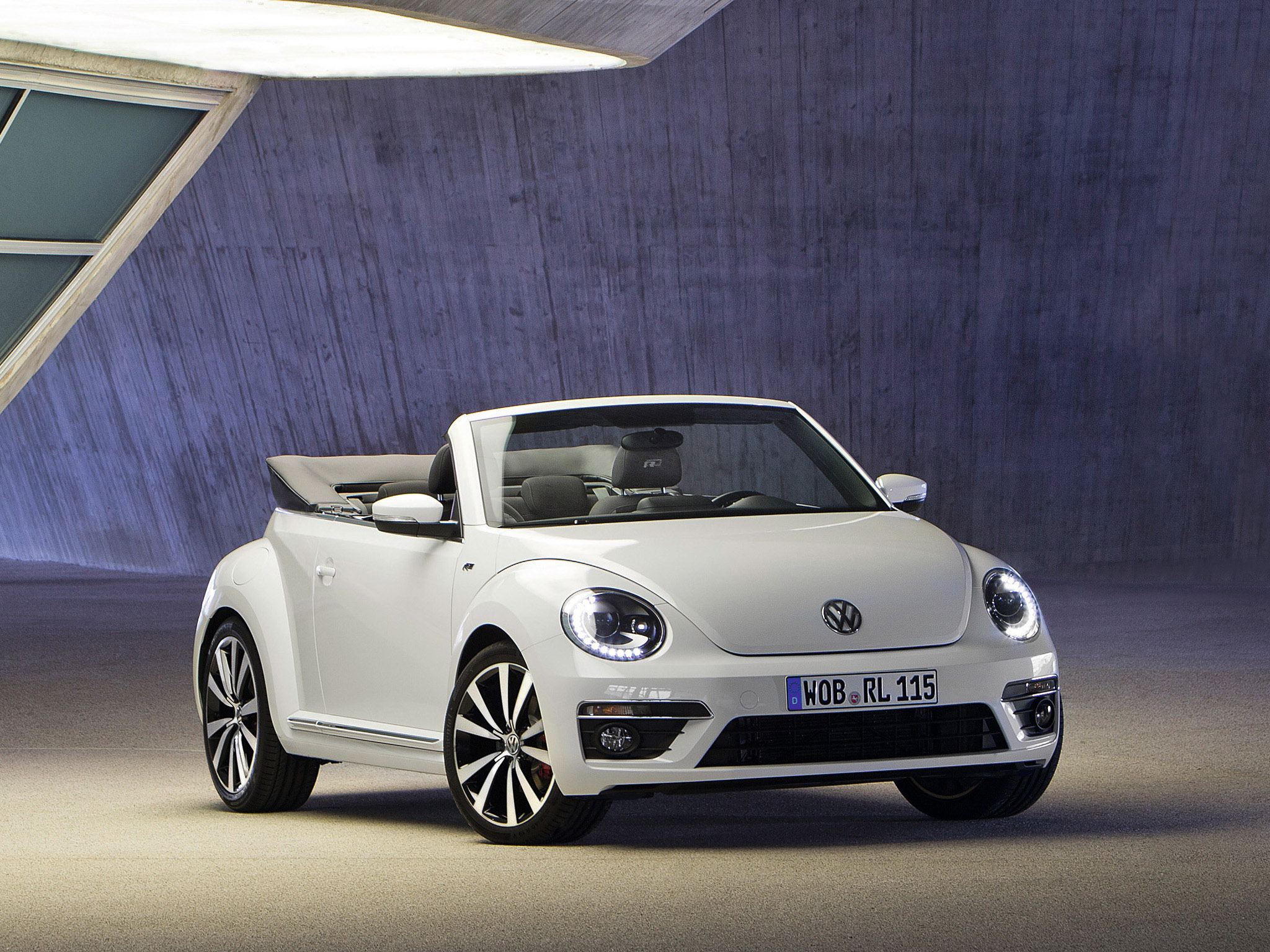 Volkswagen New Beetle Cabriolet 2021