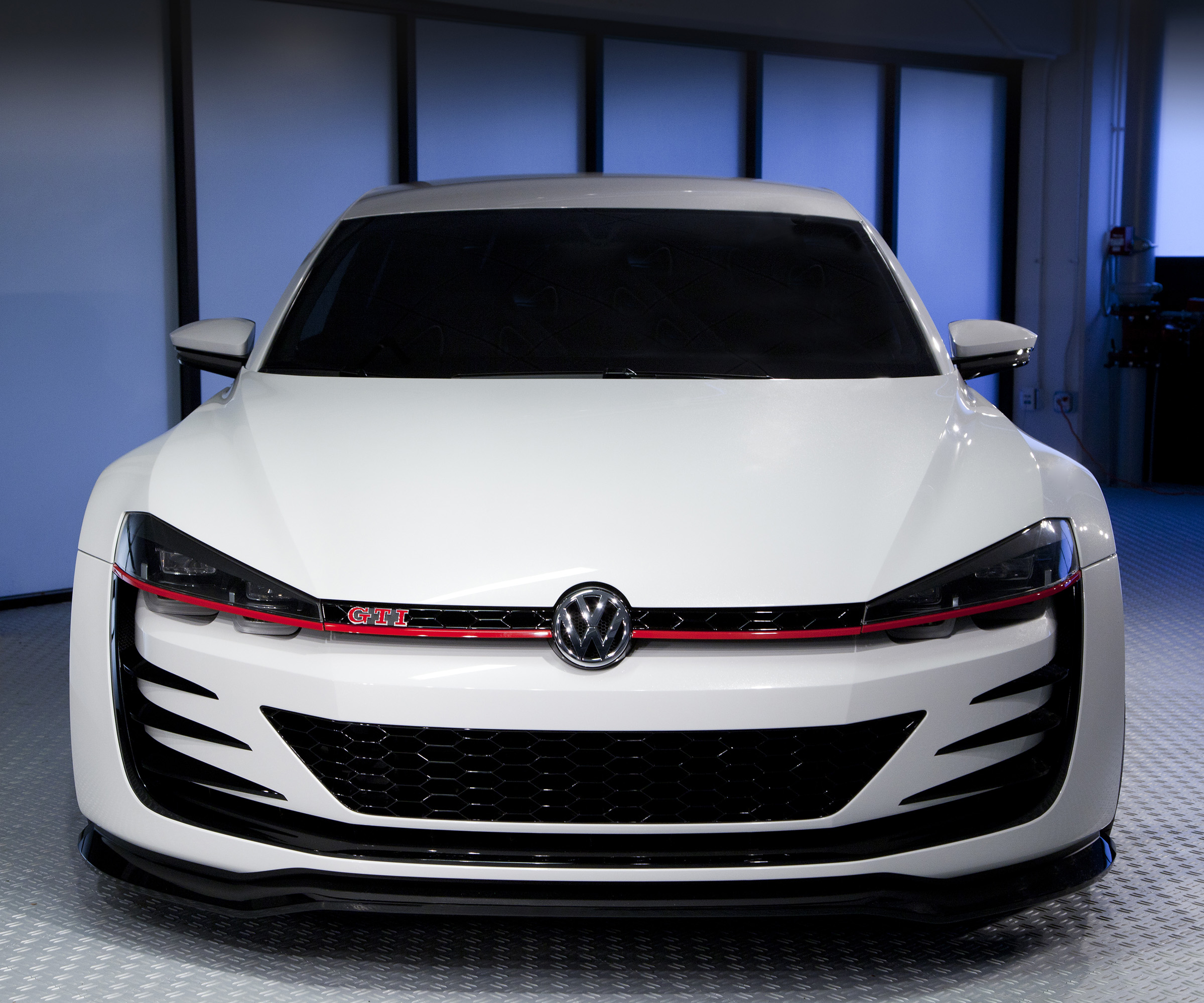 Volkswagen Golf Design Vision GTI photo #3