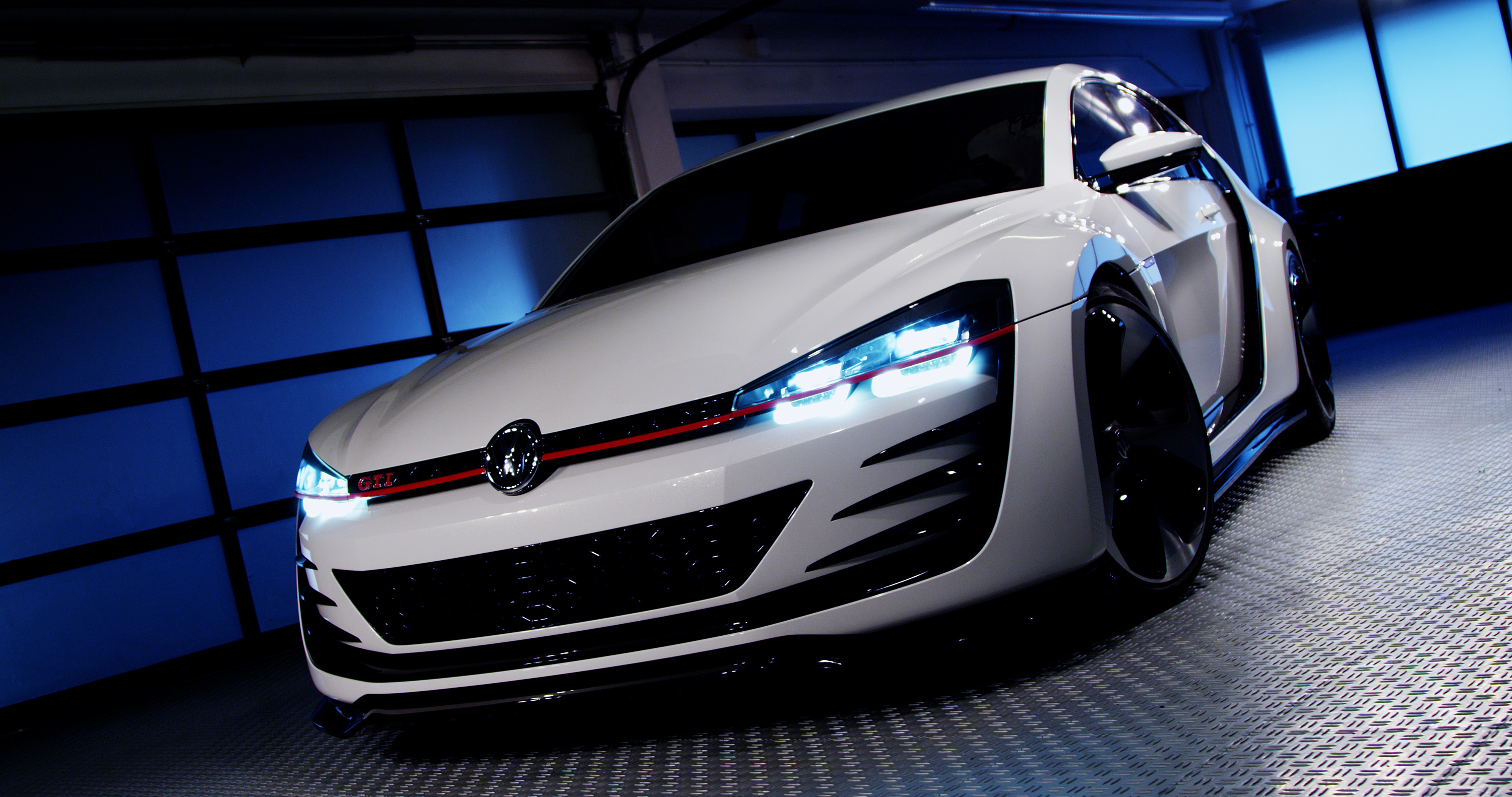 Volkswagen Golf Design Vision GTI photo #9