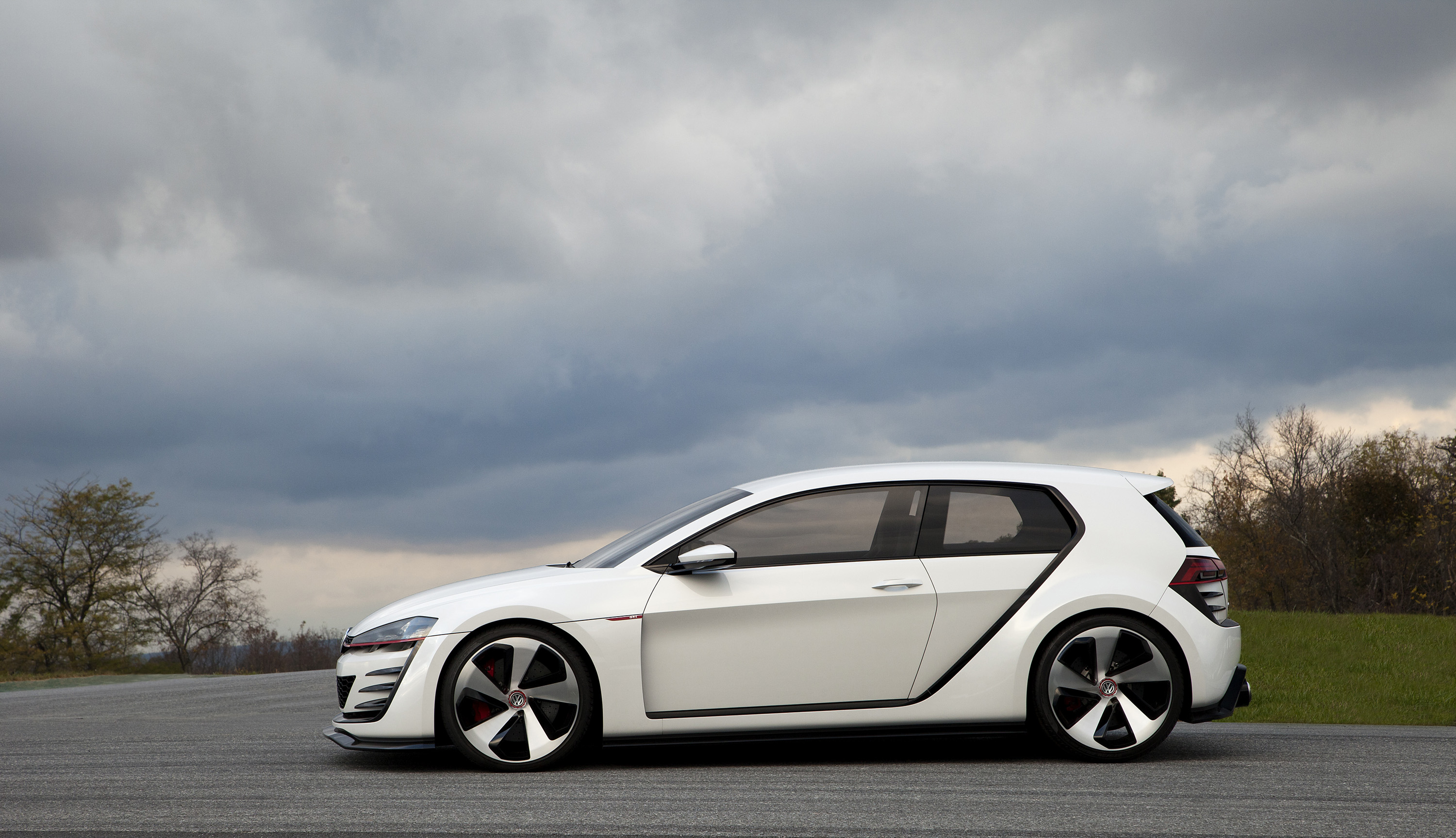 Volkswagen Golf Design Vision GTI photo #12