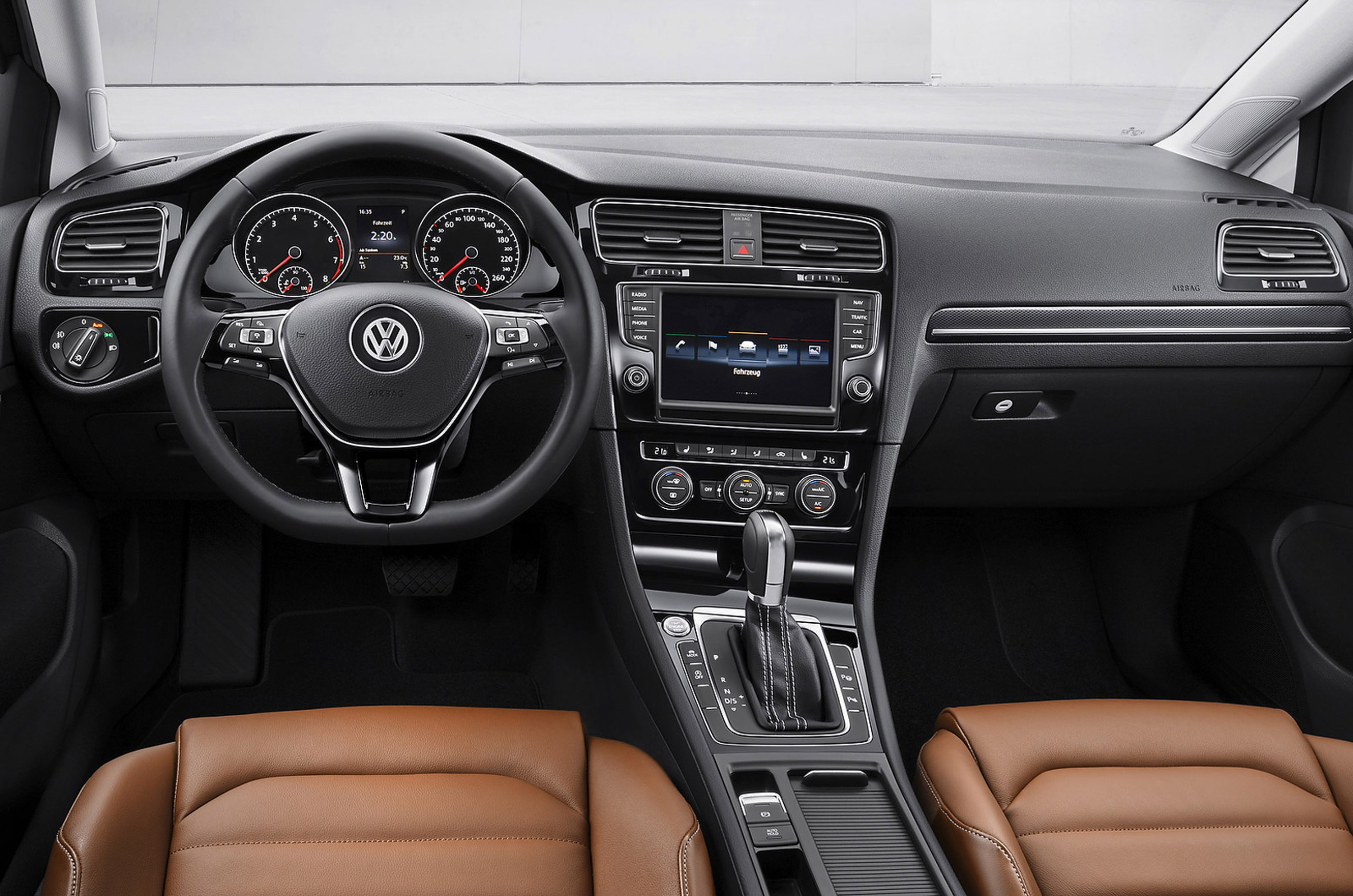 Volkswagen Golf photo #27