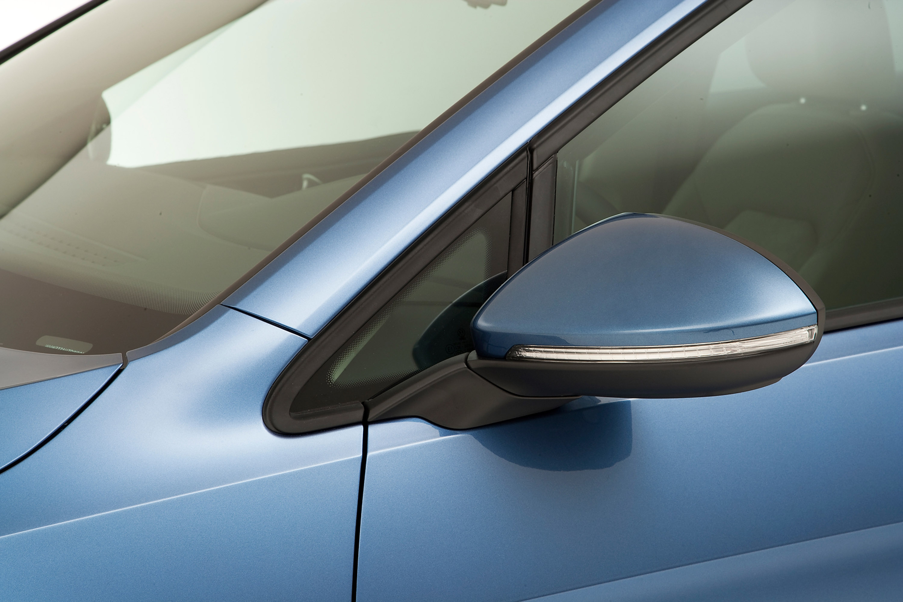 Volkswagen Golf photo #29