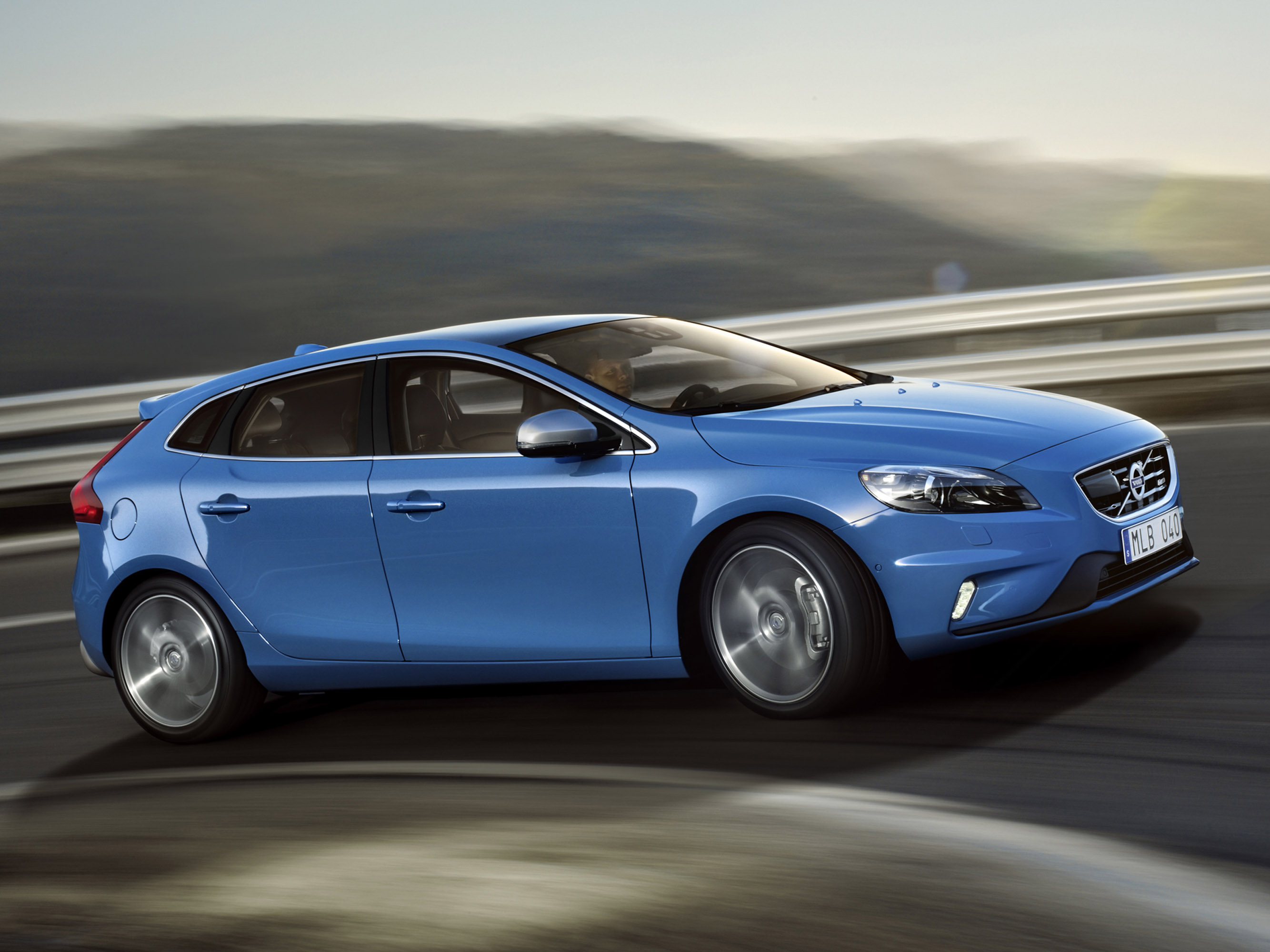 2013 Volvo V40 Cross Country