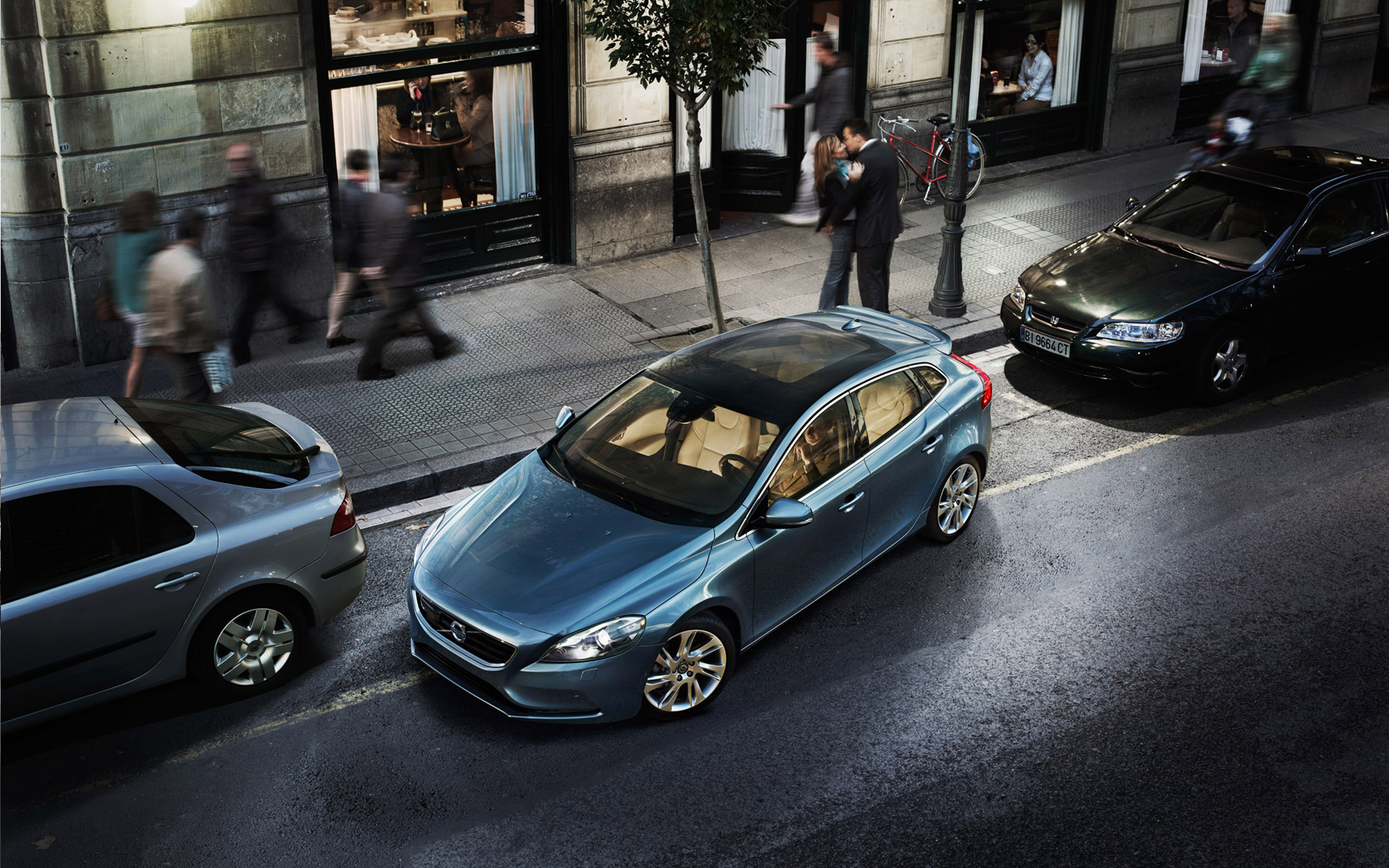 Volvo V40 photo #27