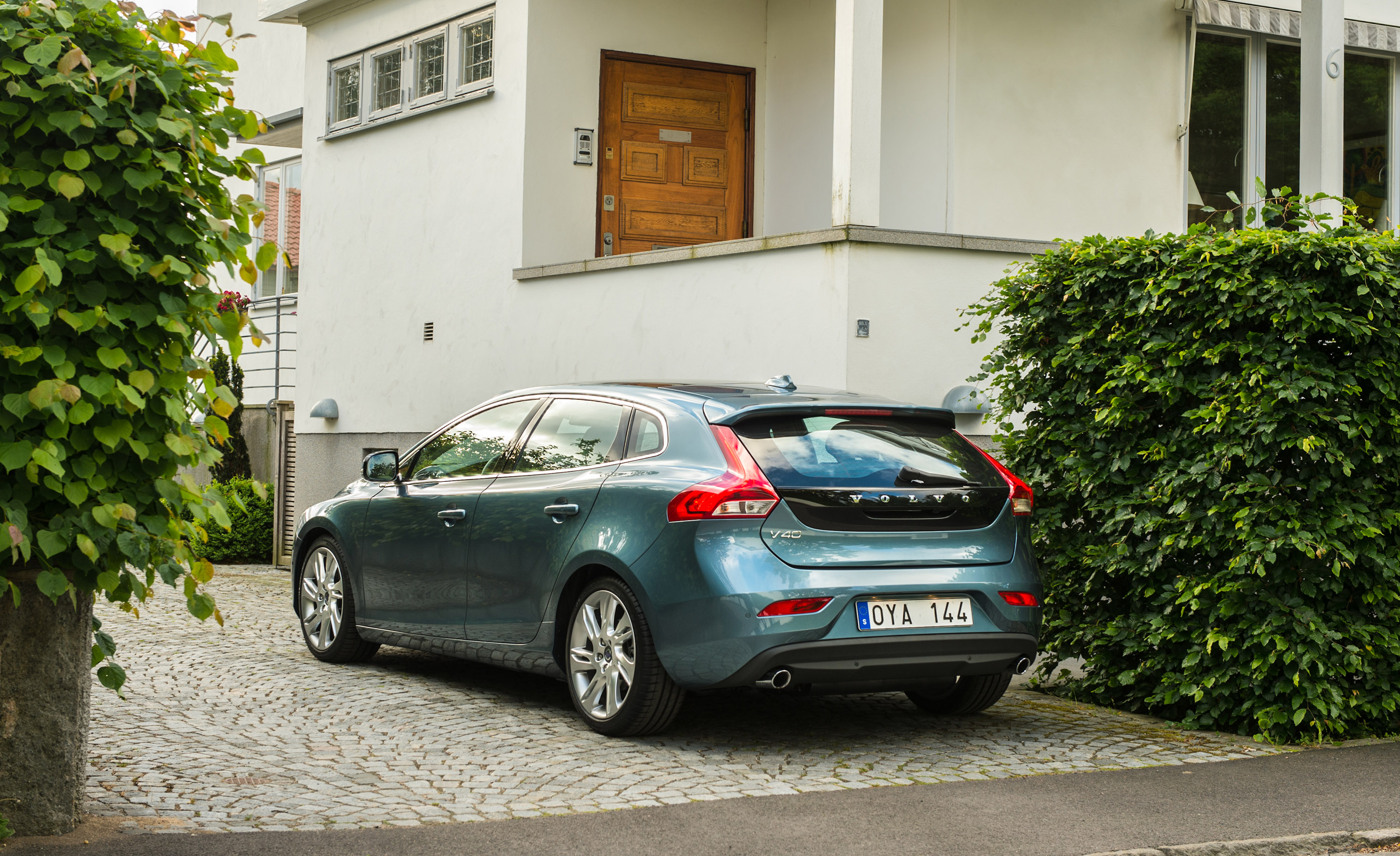 Volvo V40 photo #67