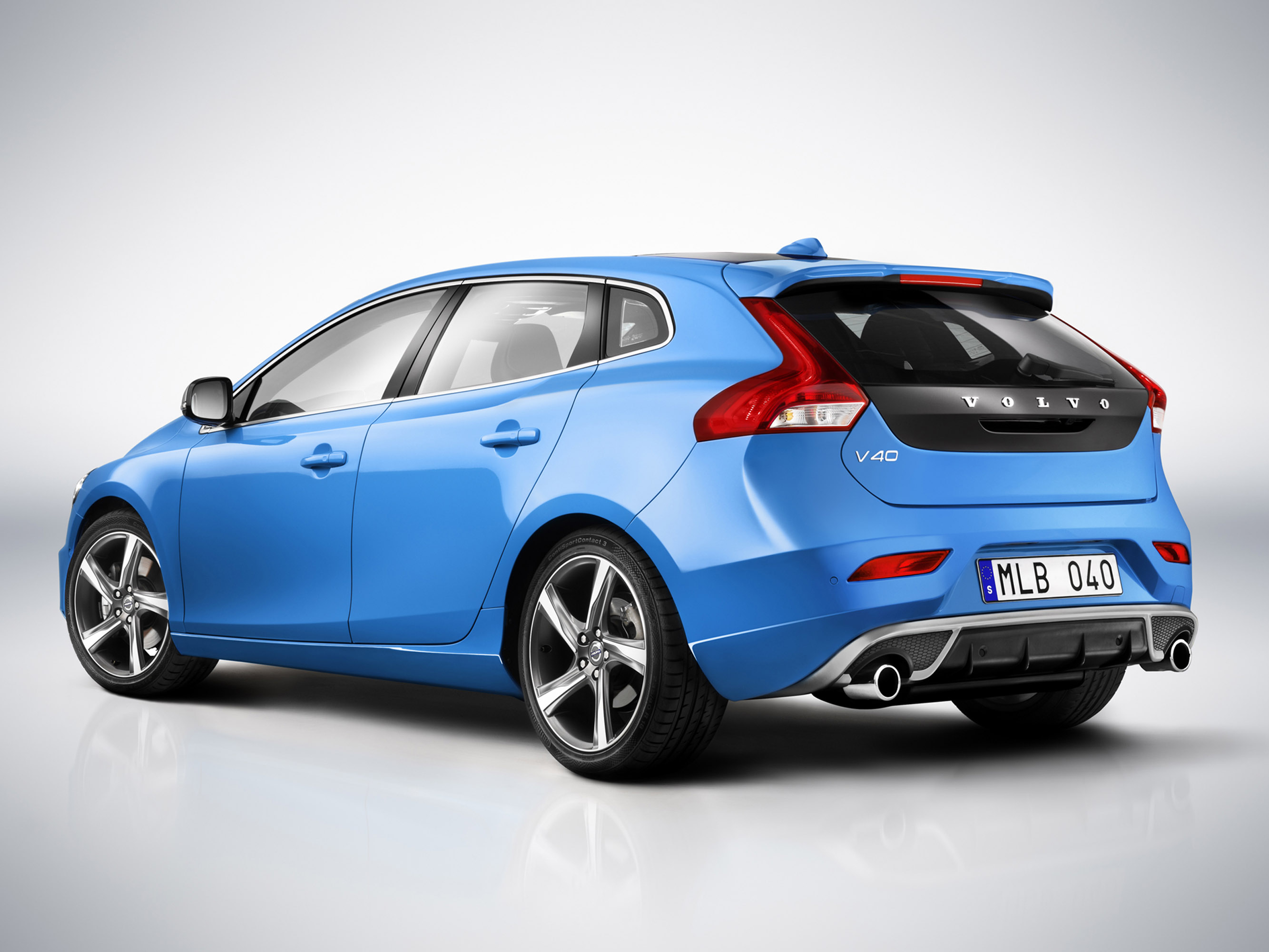Volvo V40 photo #89