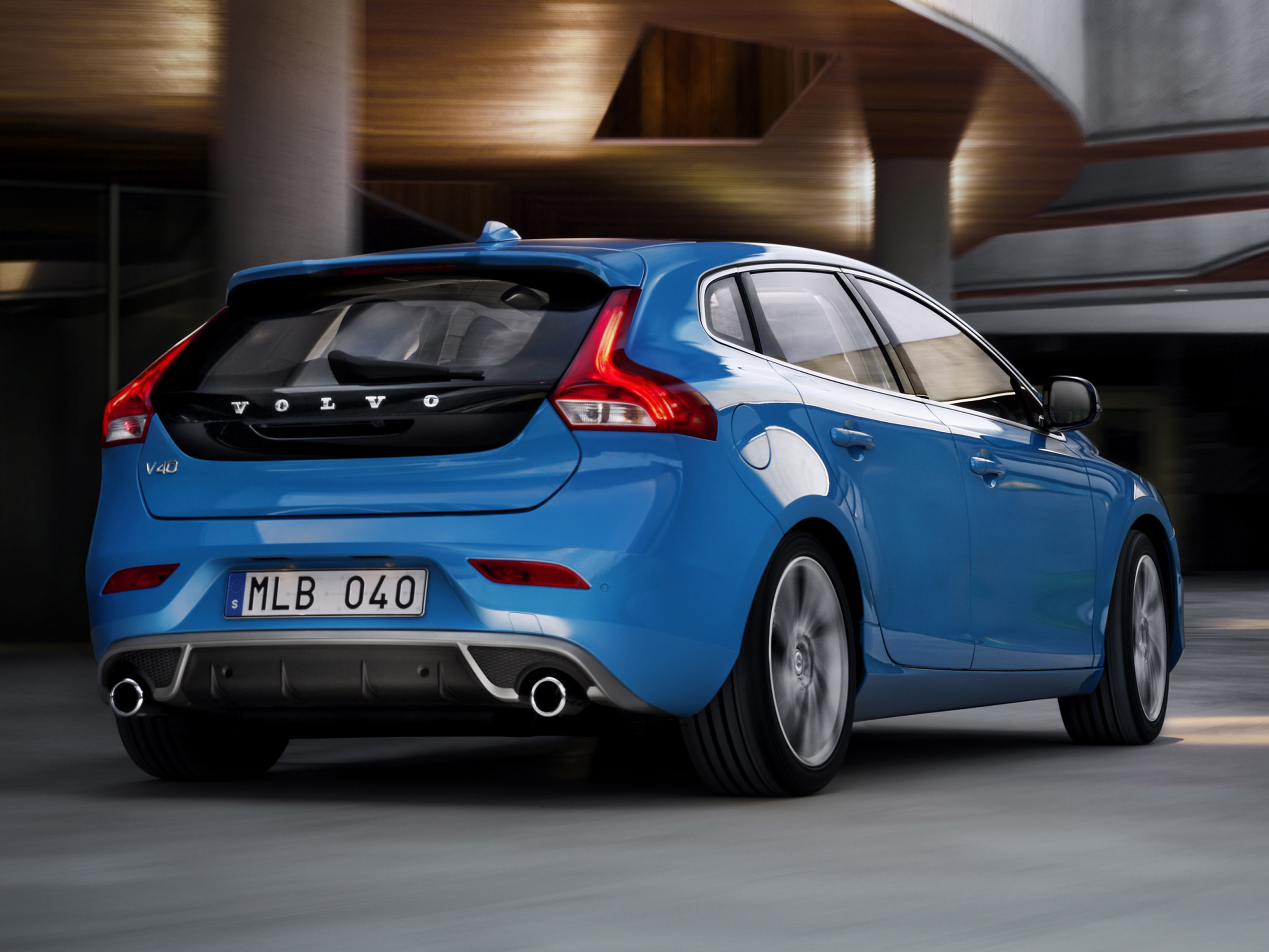 Volvo V40 photo #90