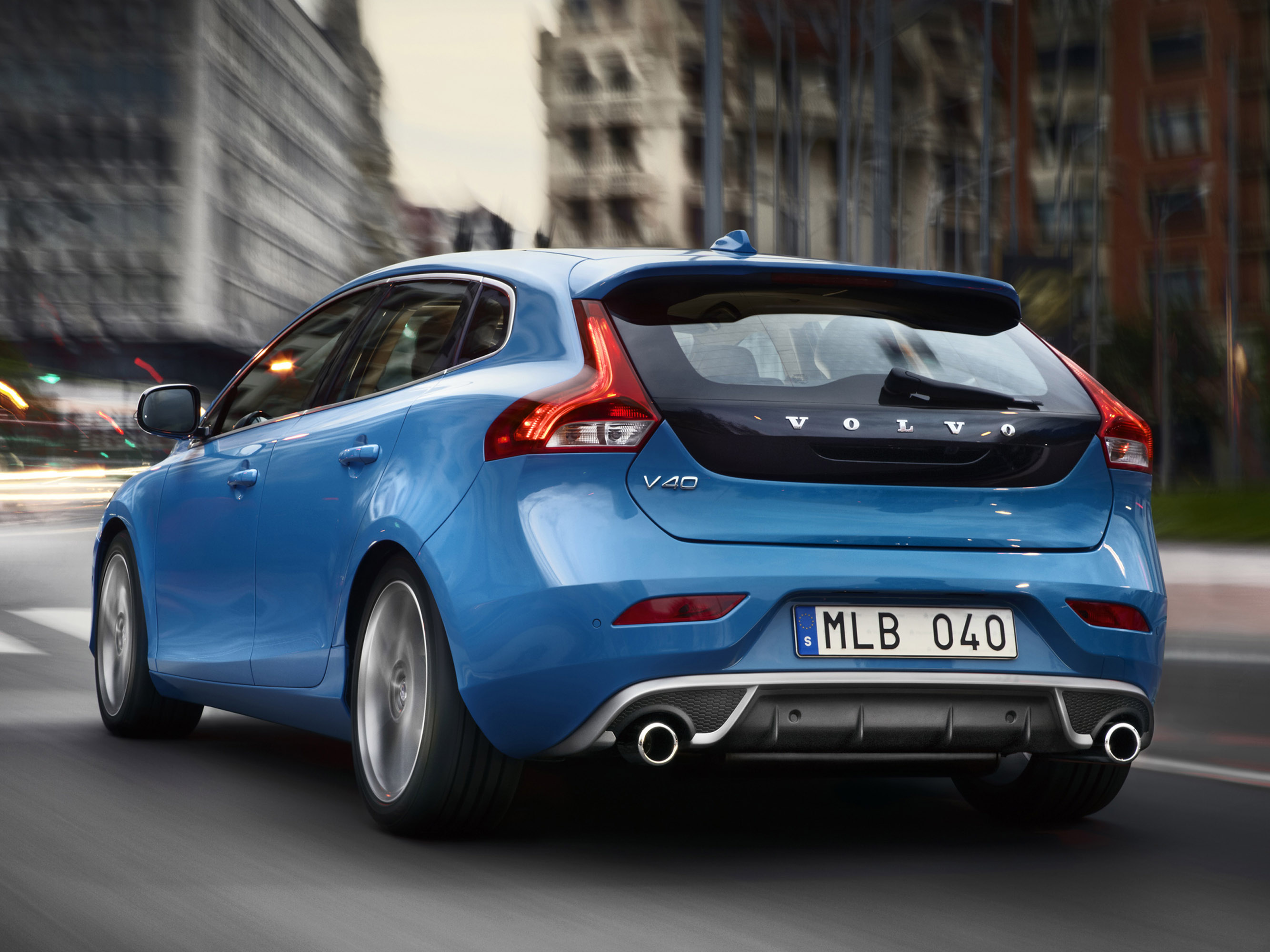 Volvo V40 photo #91