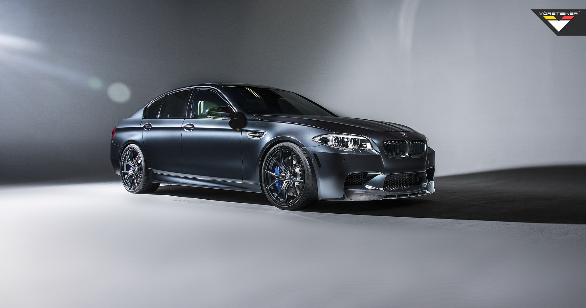 BMW 5 f10 спереди