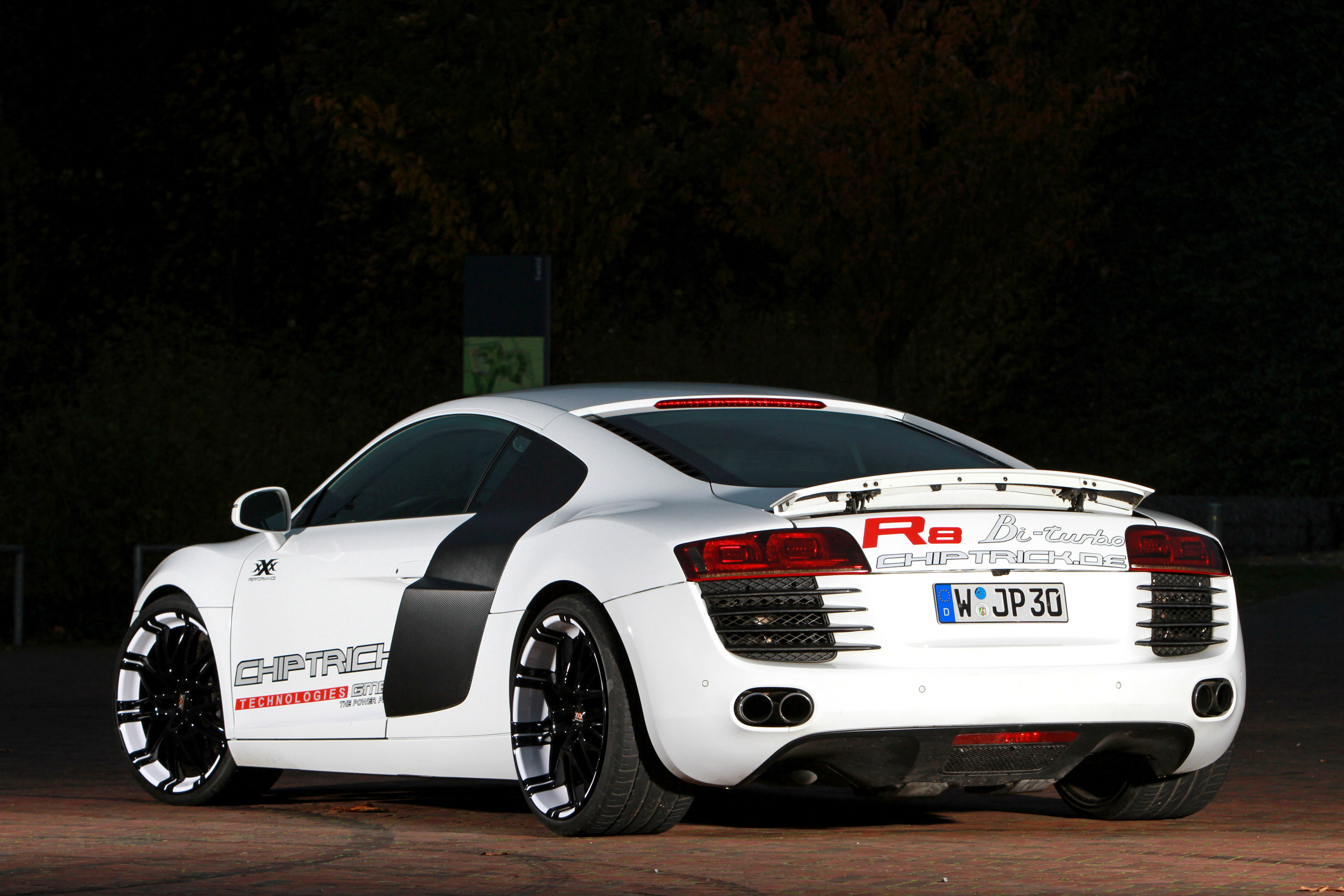 xXx-Performance Audi R8 4.2 FSI quattro photo #3