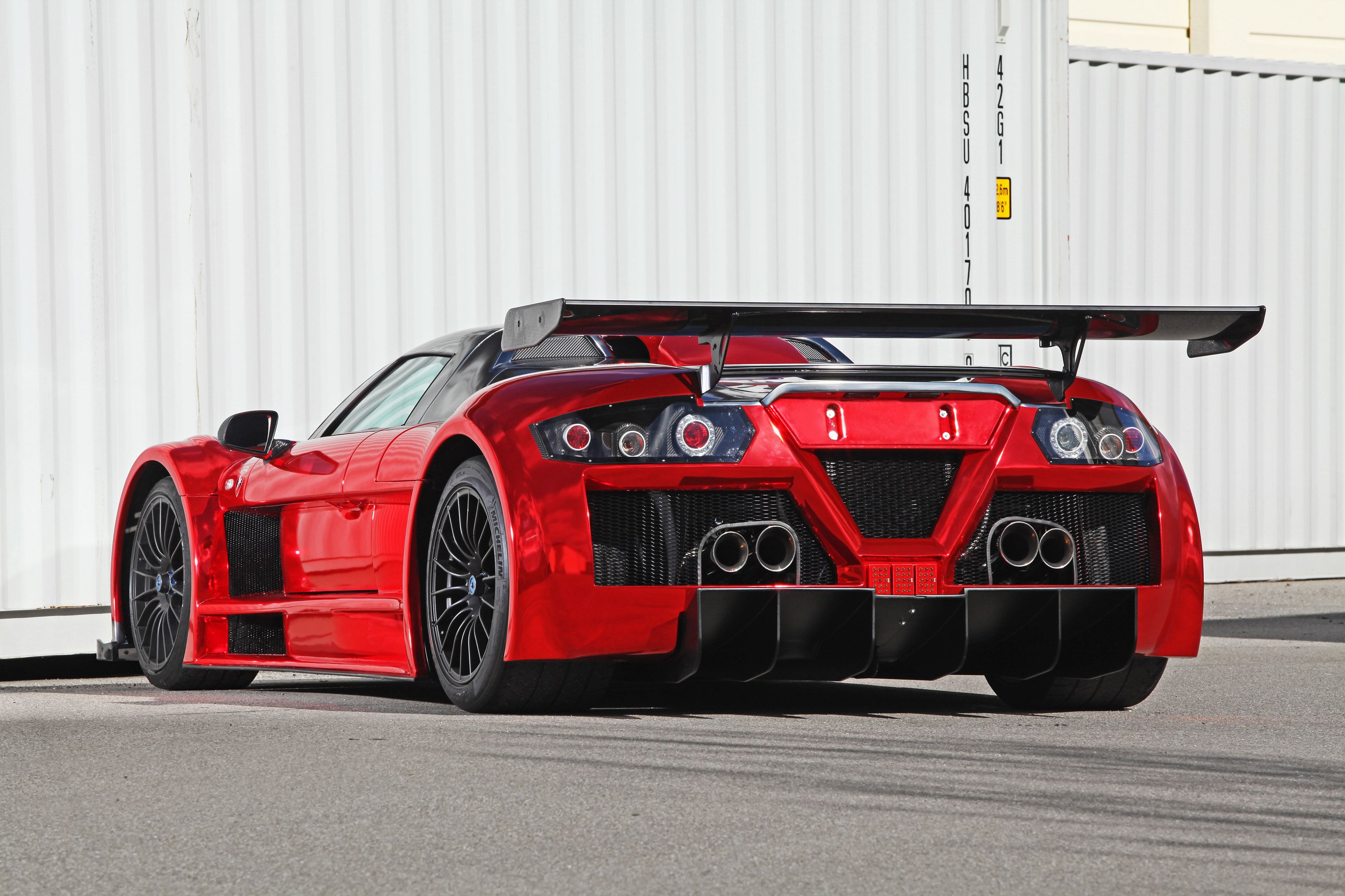 2M Design Gumpert Apollo S photo #6