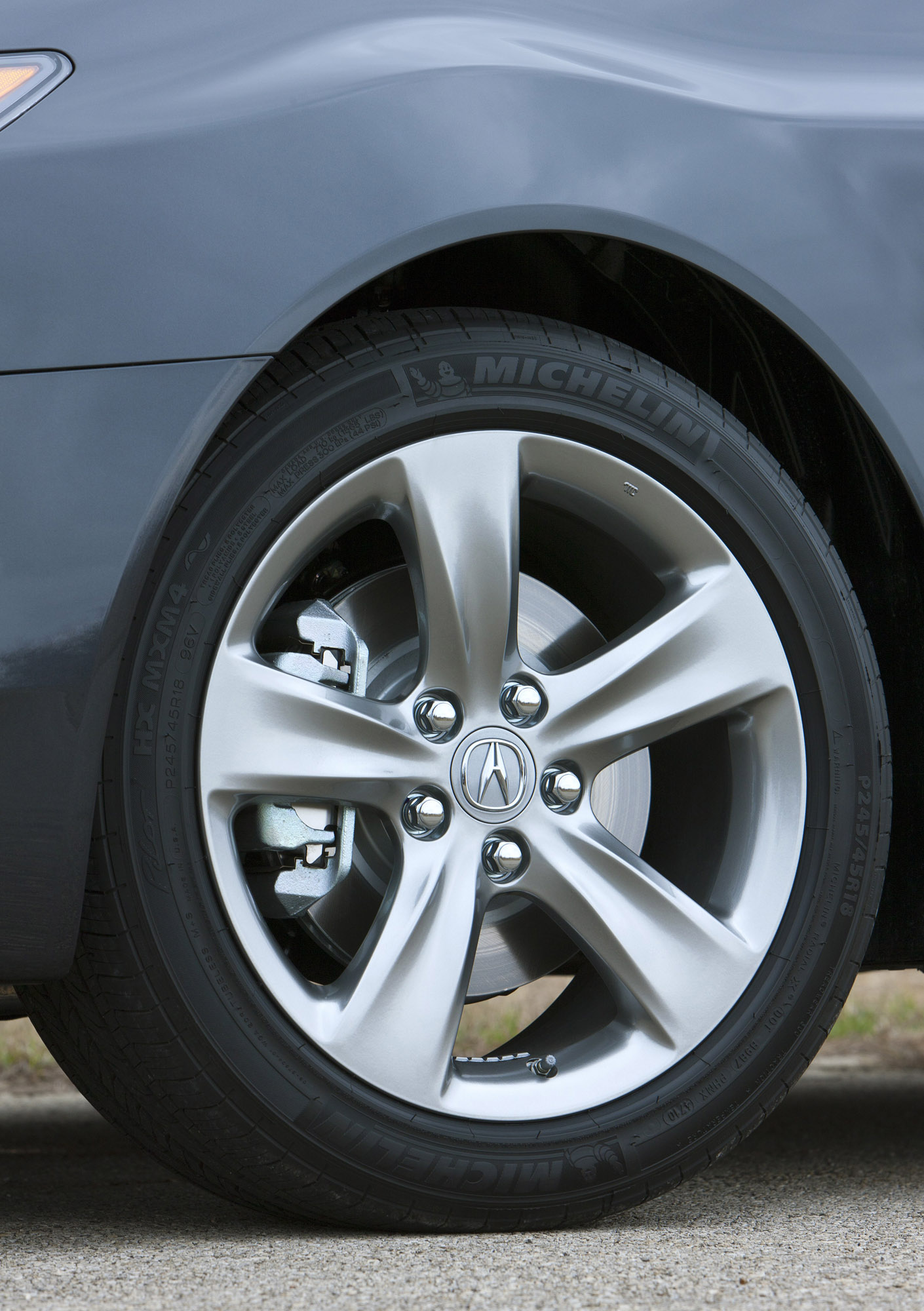 Acura TL SH-AWD photo #35