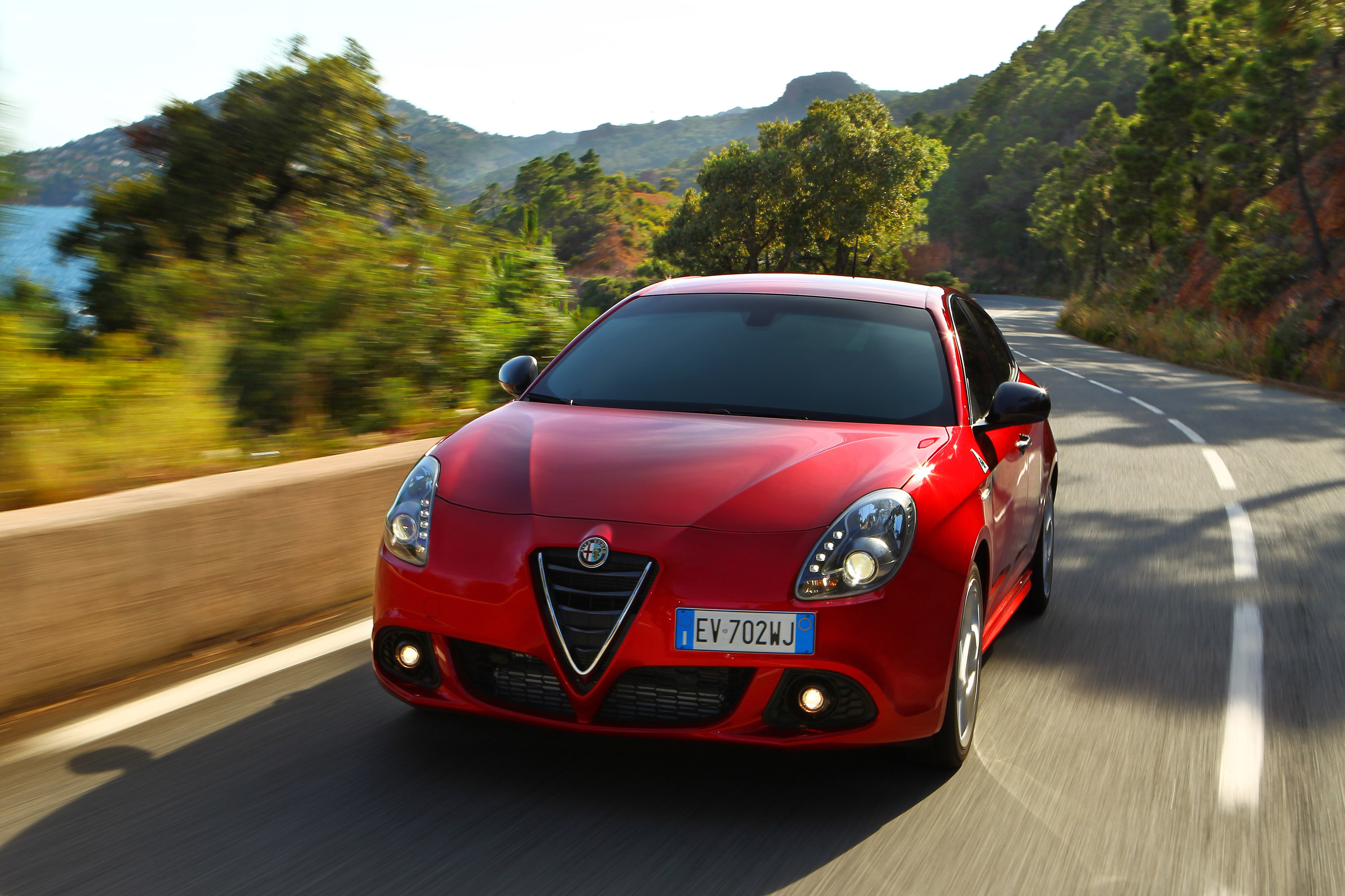 Alfa Romeo Giulietta Quadrifoglio Verde photo #15