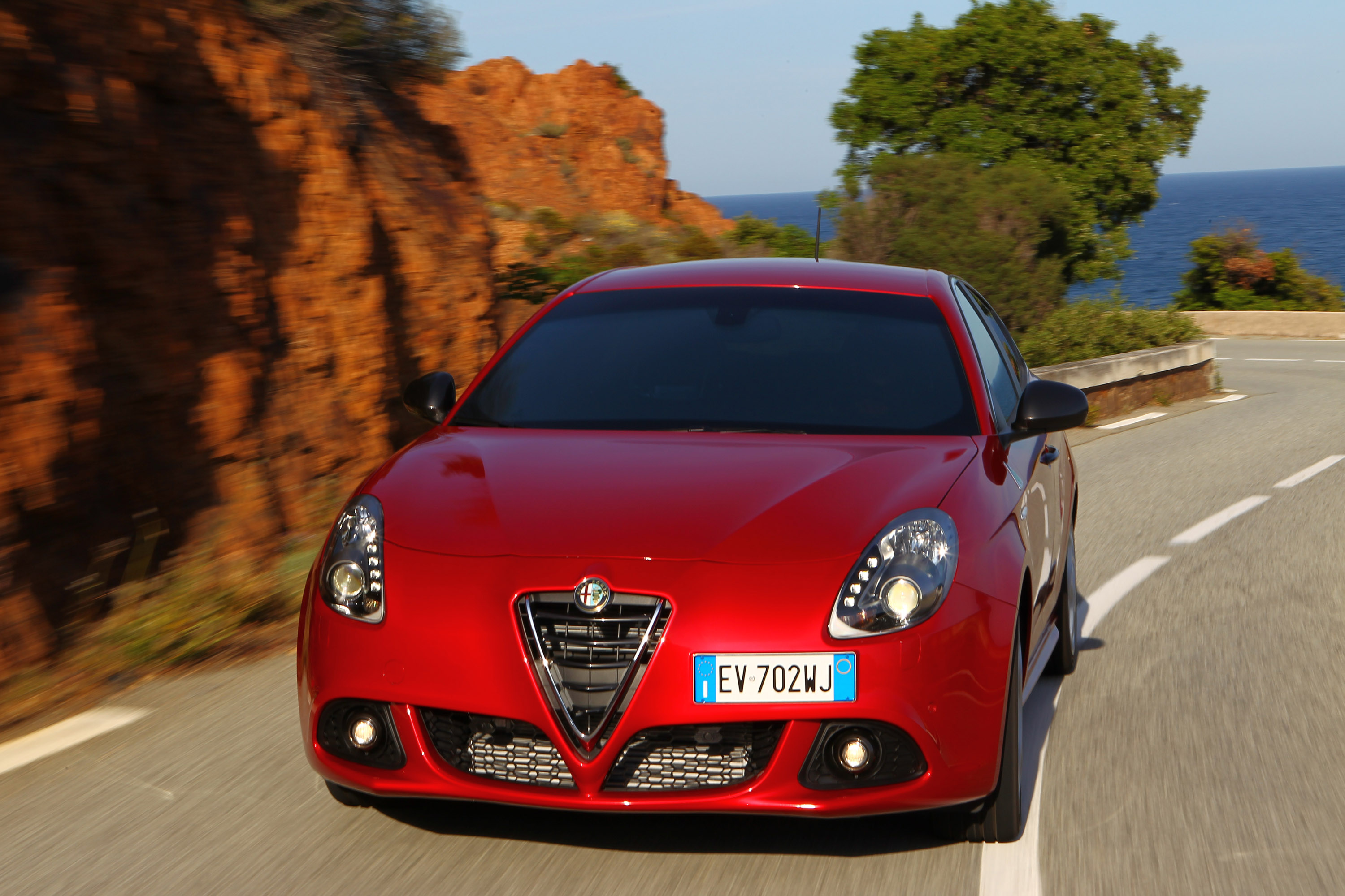Alfa Romeo Giulietta Quadrifoglio Verde photo #17
