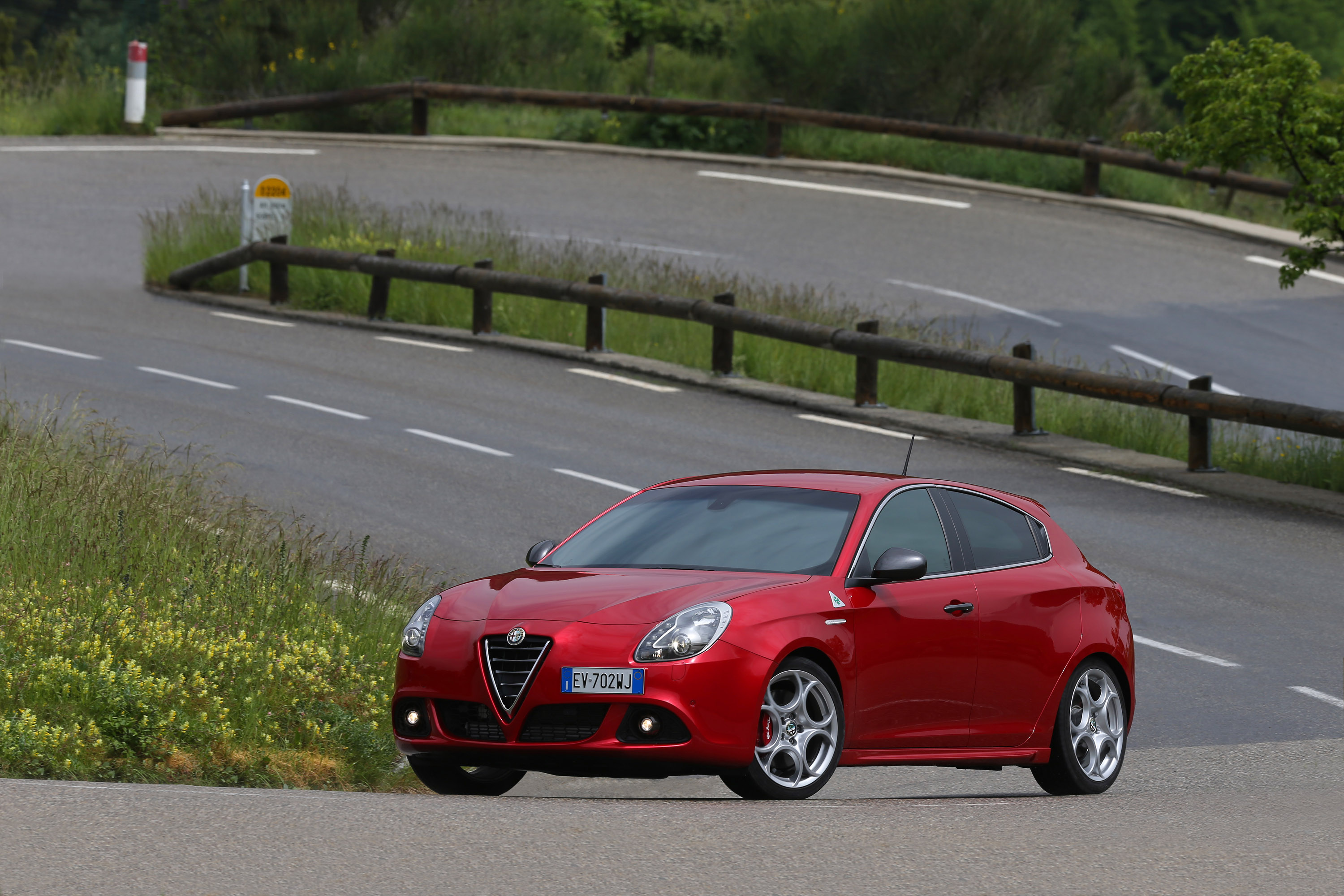 Alfa Romeo Giulietta Quadrifoglio Verde photo #22